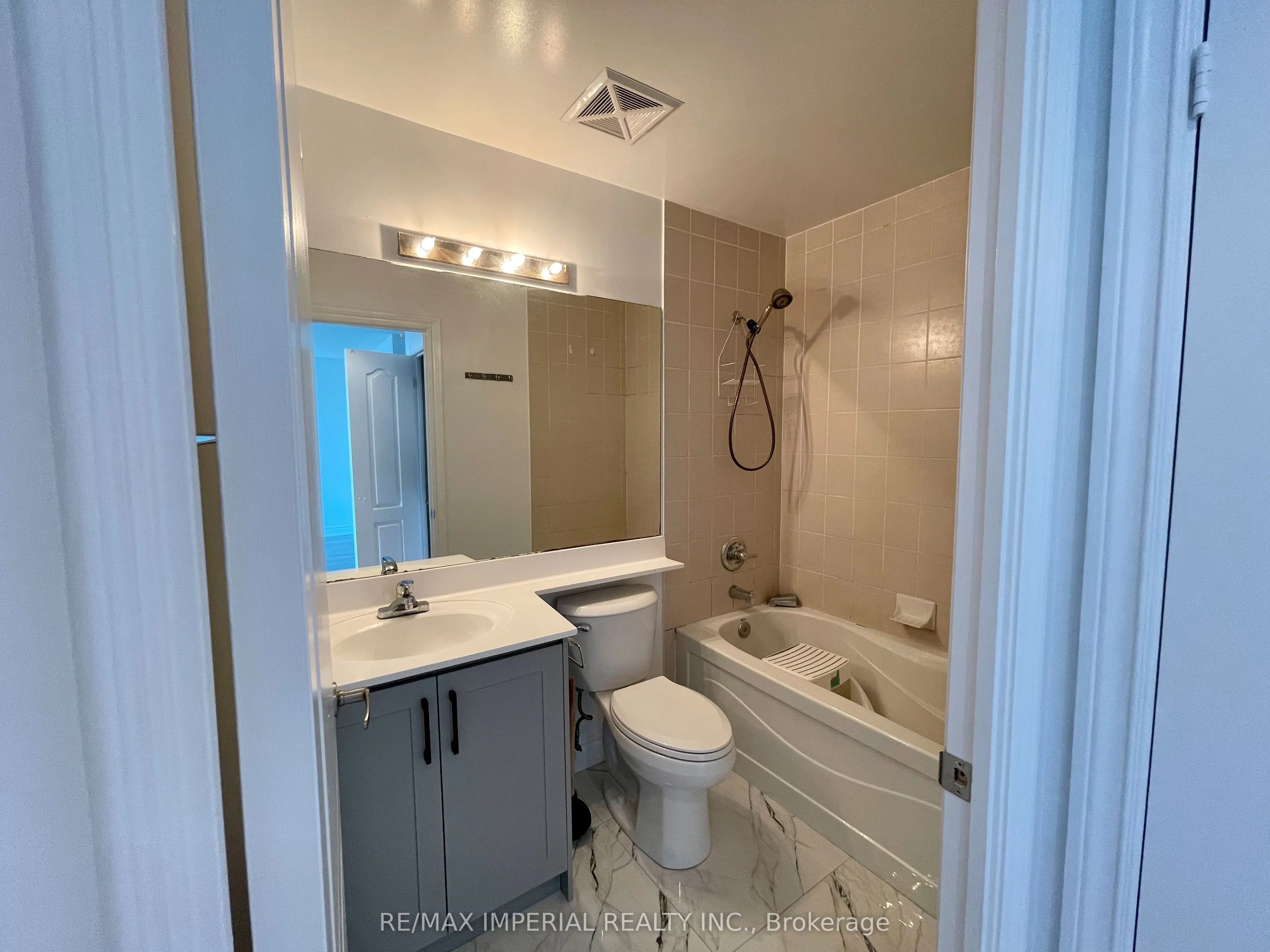 70 Town Centre Court W, #3203