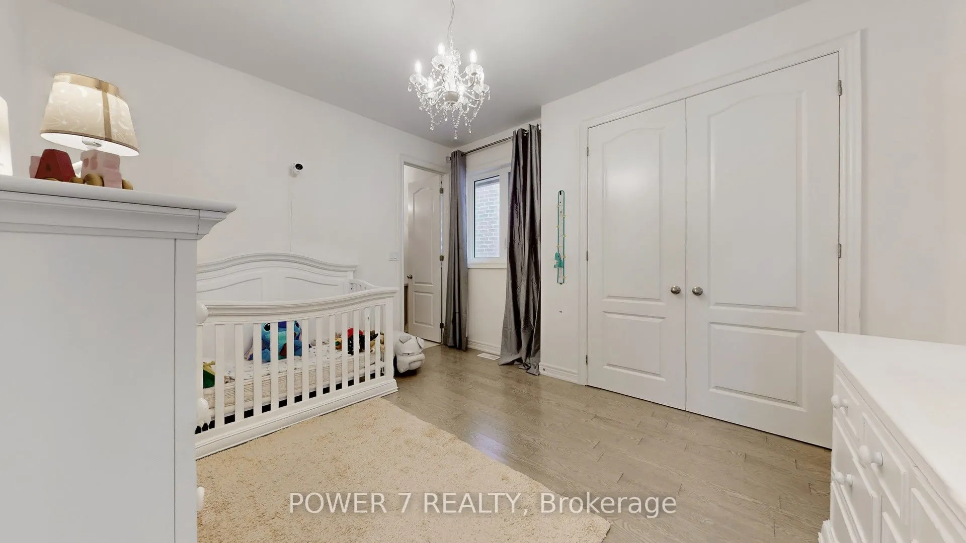 2417 Dress Circle Crescent