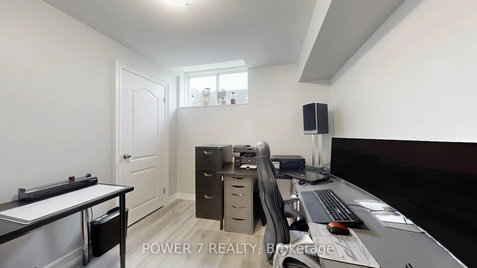 2417 Dress Circle Crescent
