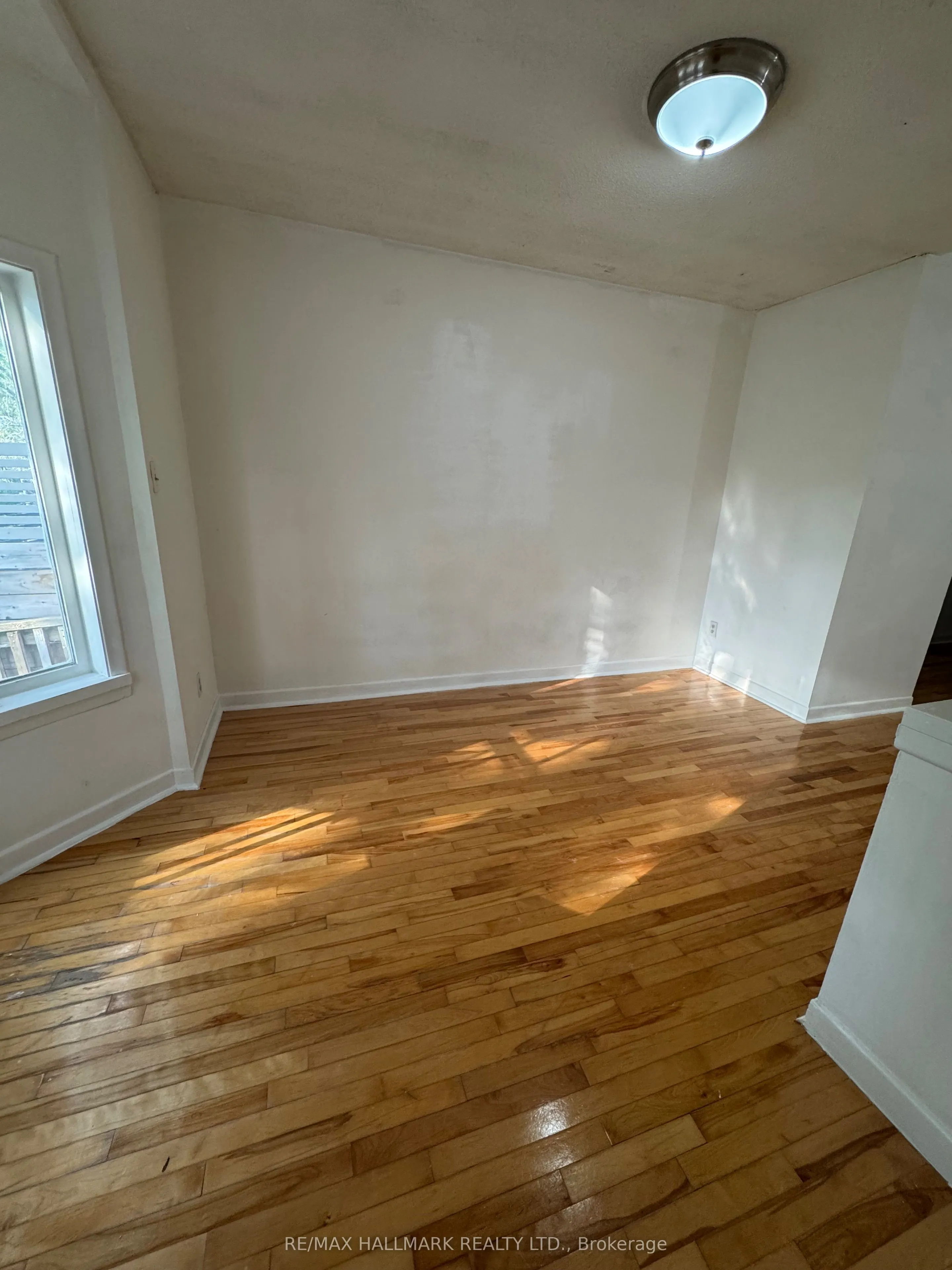 57 Hiawatha Avenue, #Upper