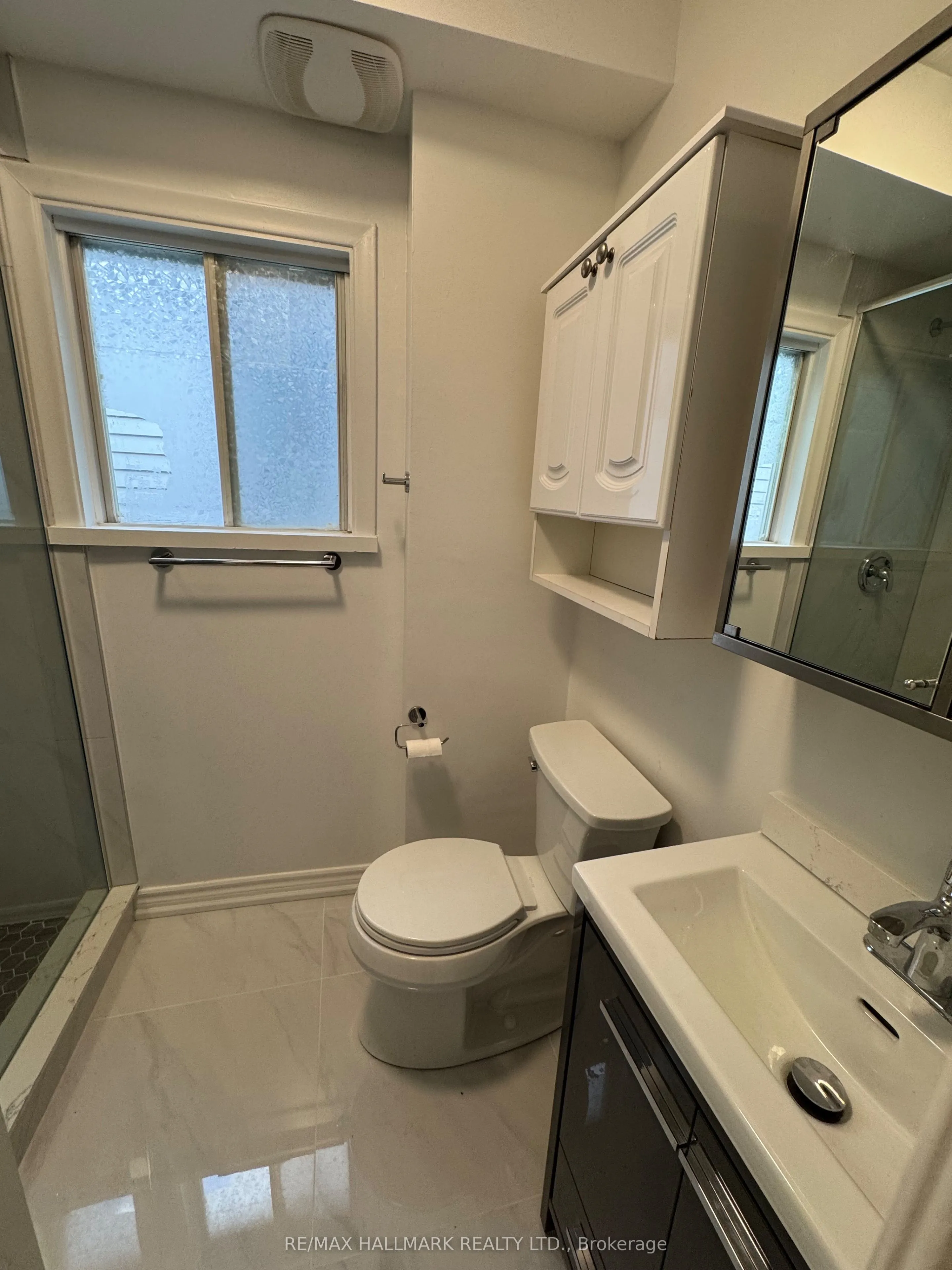 57 Hiawatha Avenue, #Upper