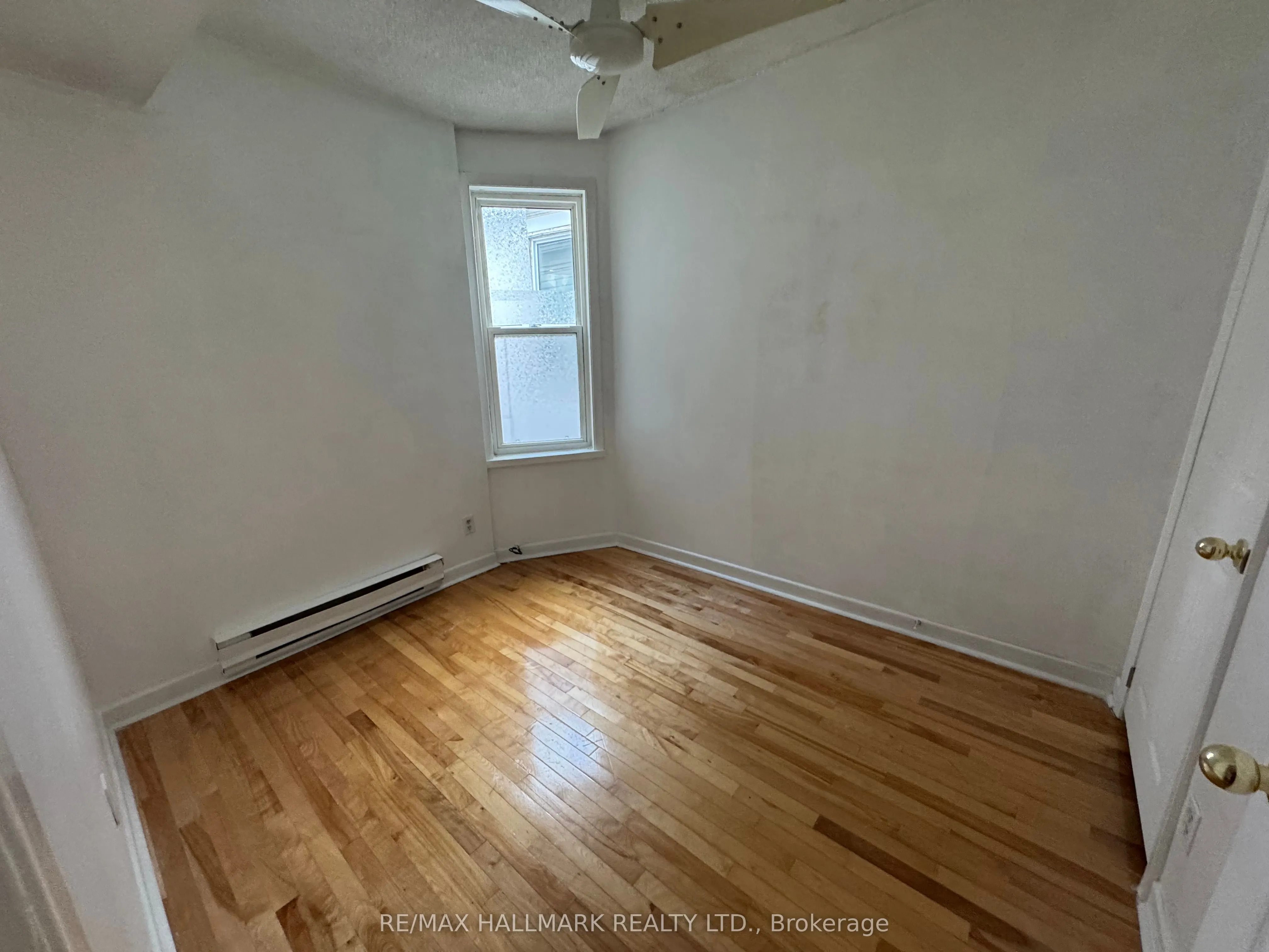 57 Hiawatha Avenue, #Upper