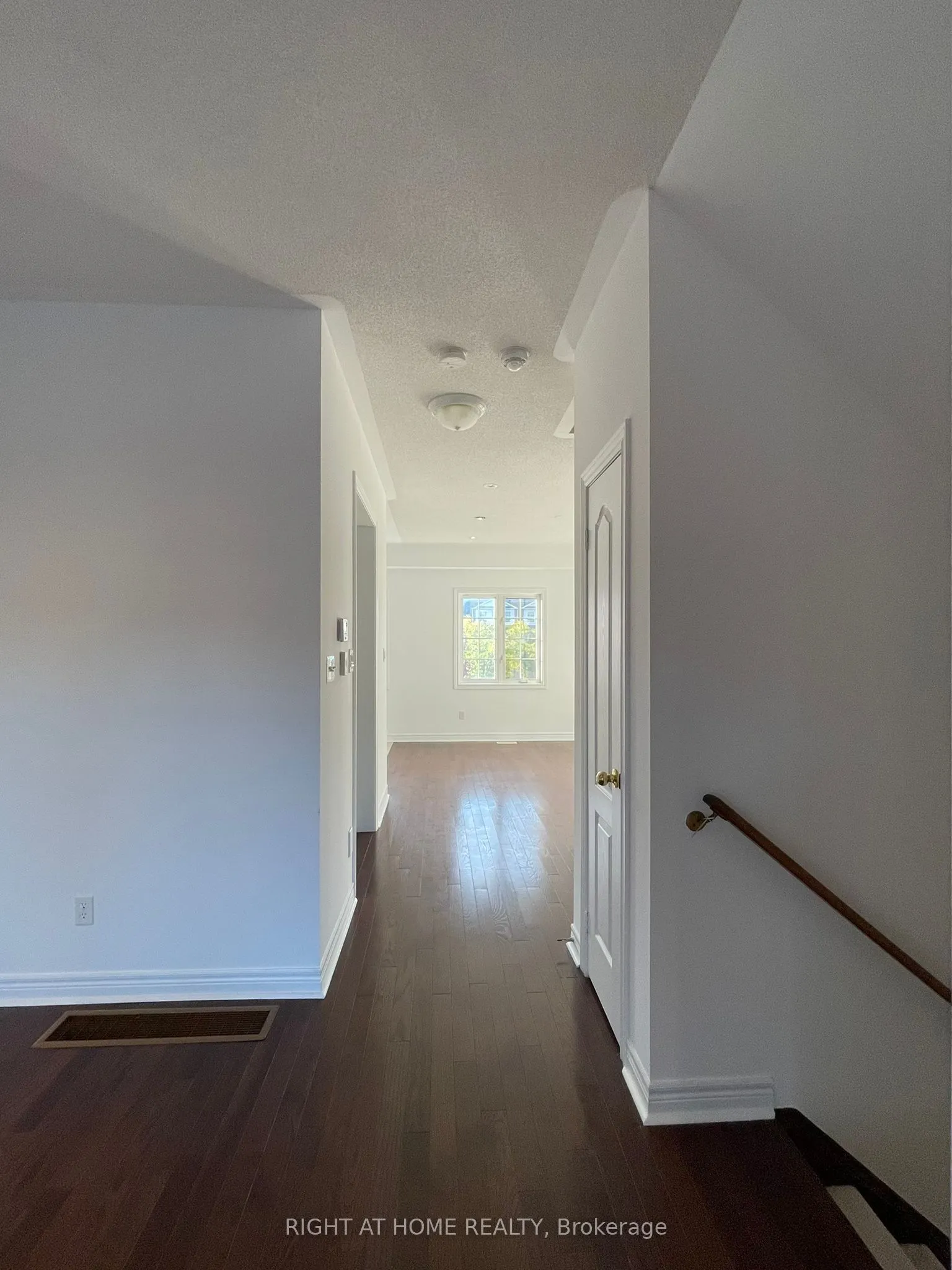 1505 Spinnaker Mews