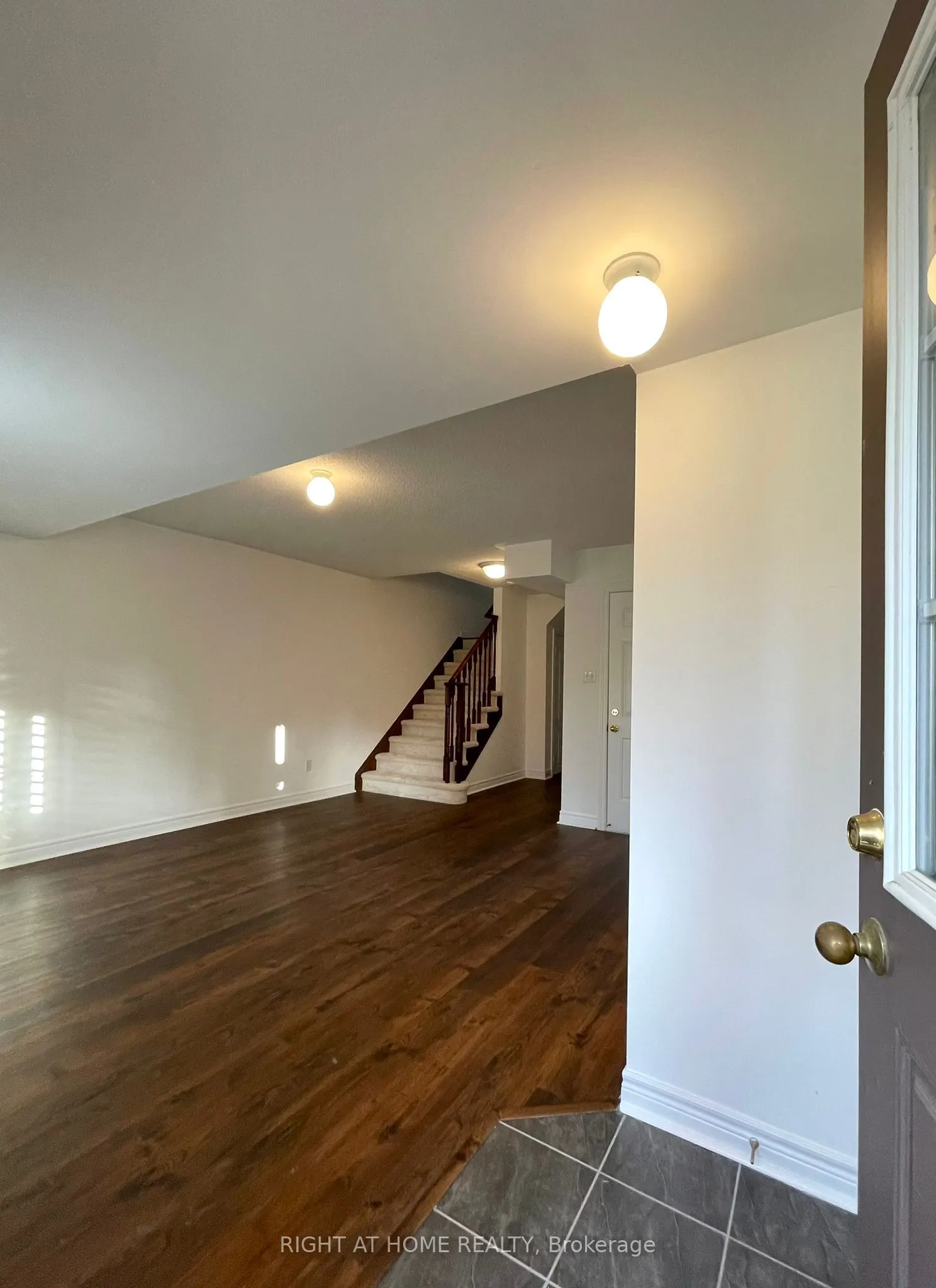 1505 Spinnaker Mews