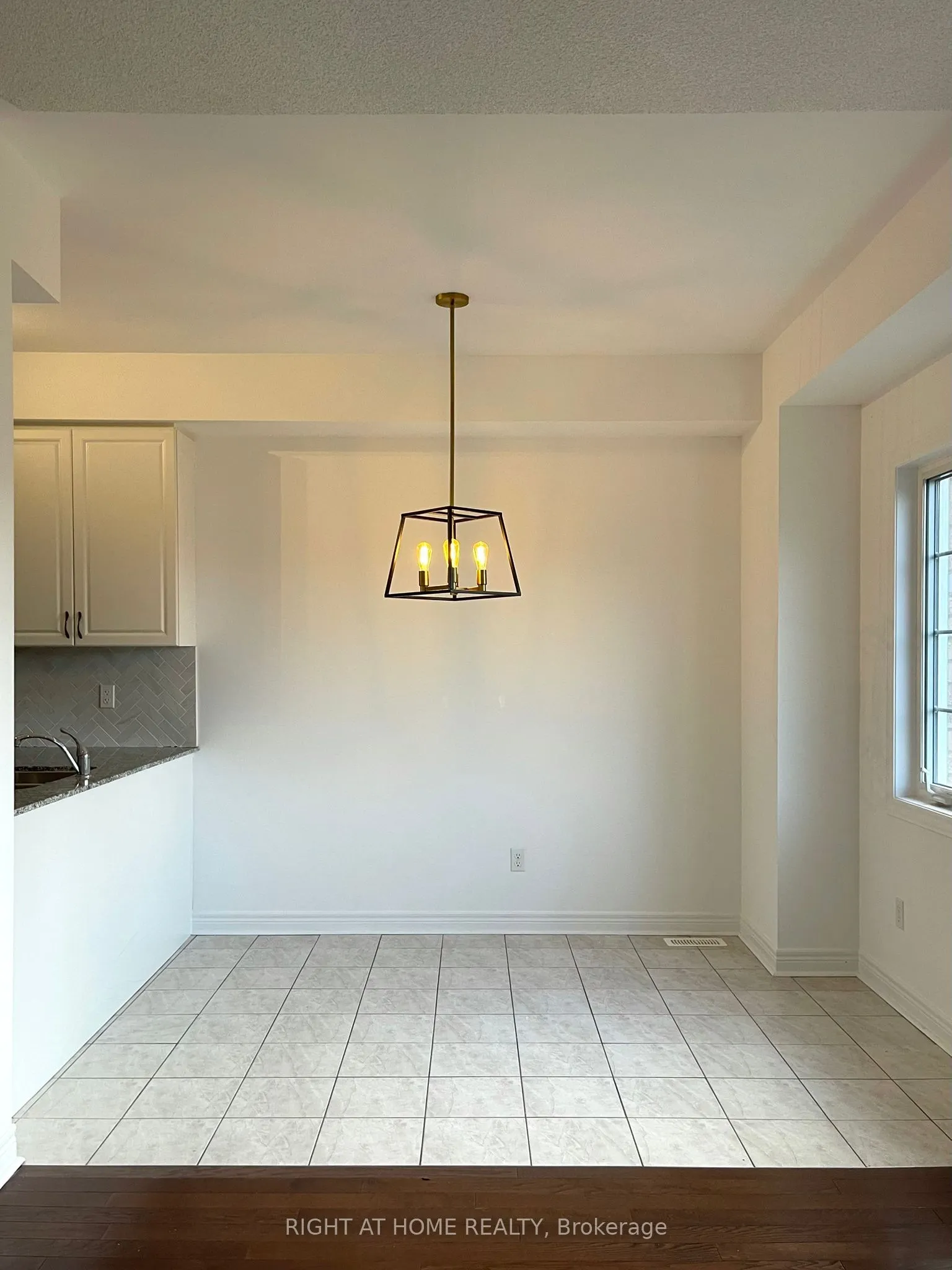 1505 Spinnaker Mews