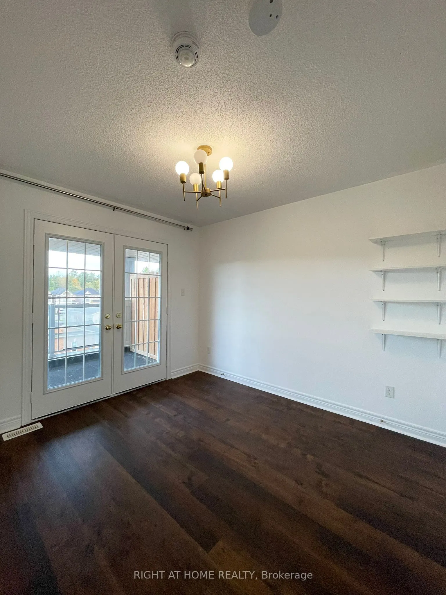 1505 Spinnaker Mews