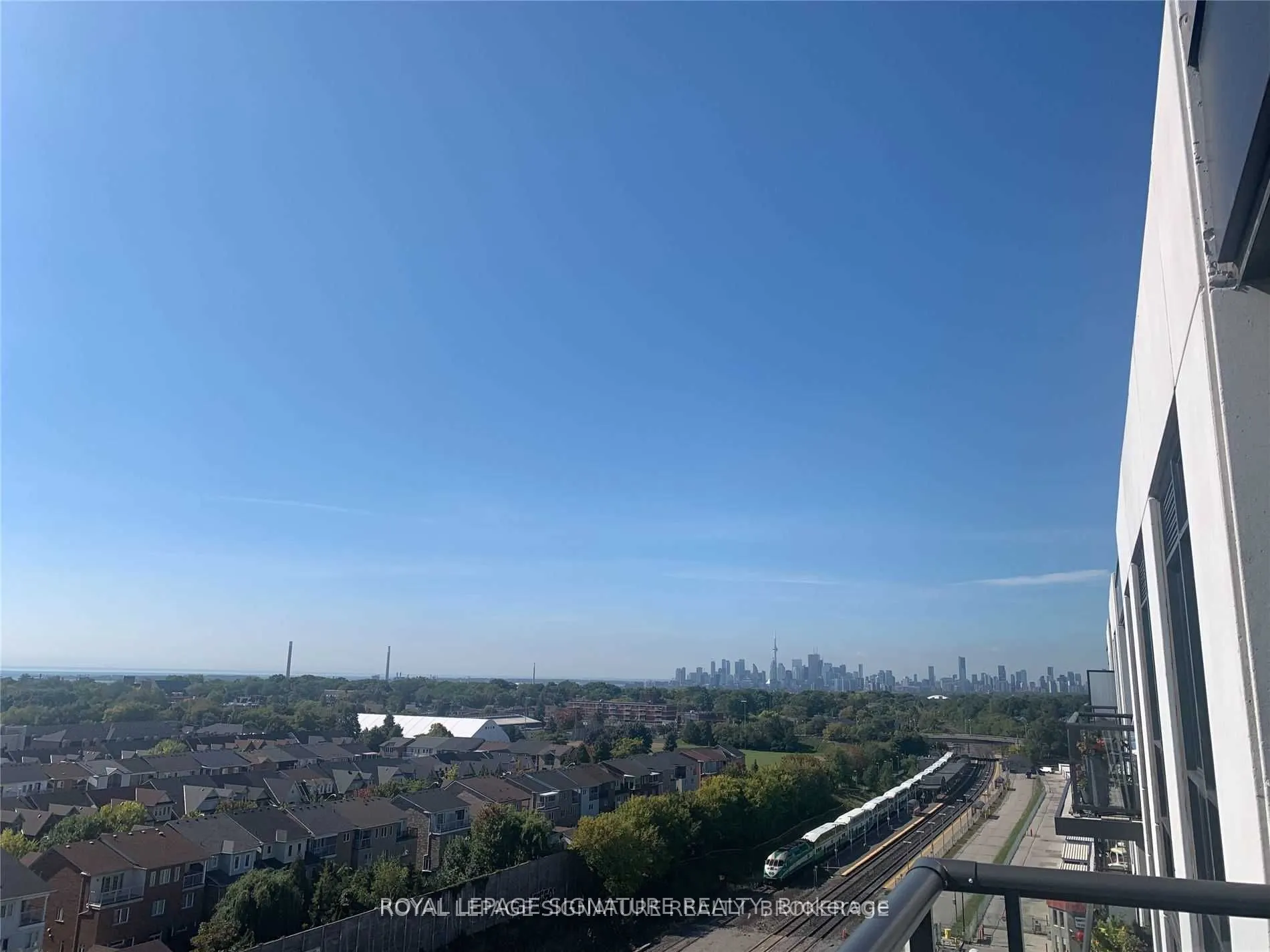 8 Trent Avenue, #1114