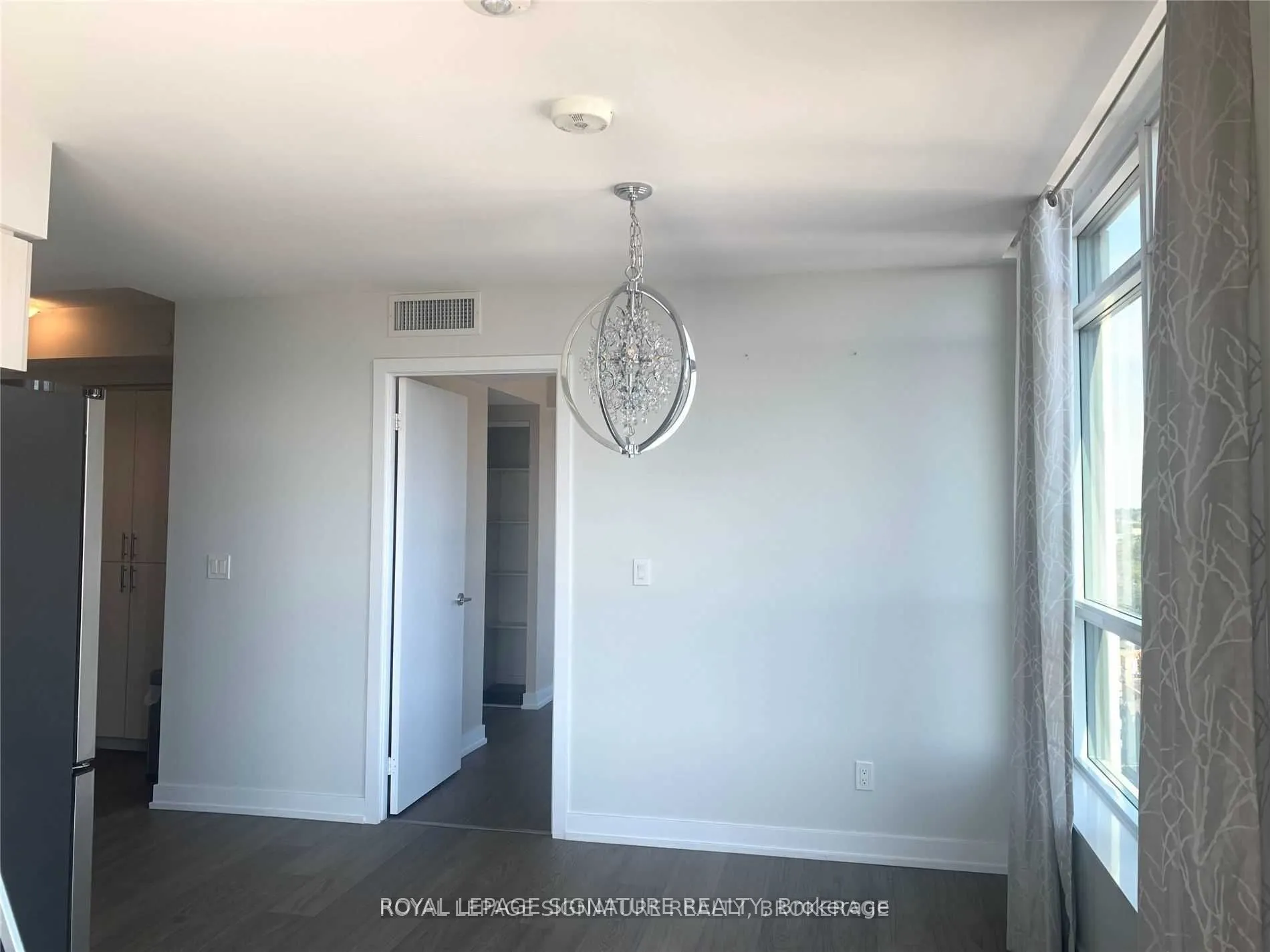 8 Trent Avenue, #1114