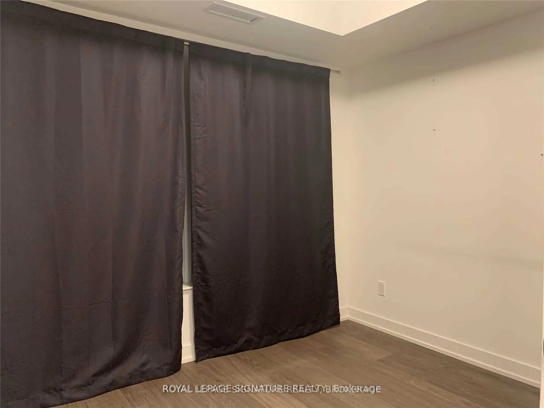 8 Trent Avenue, #1114