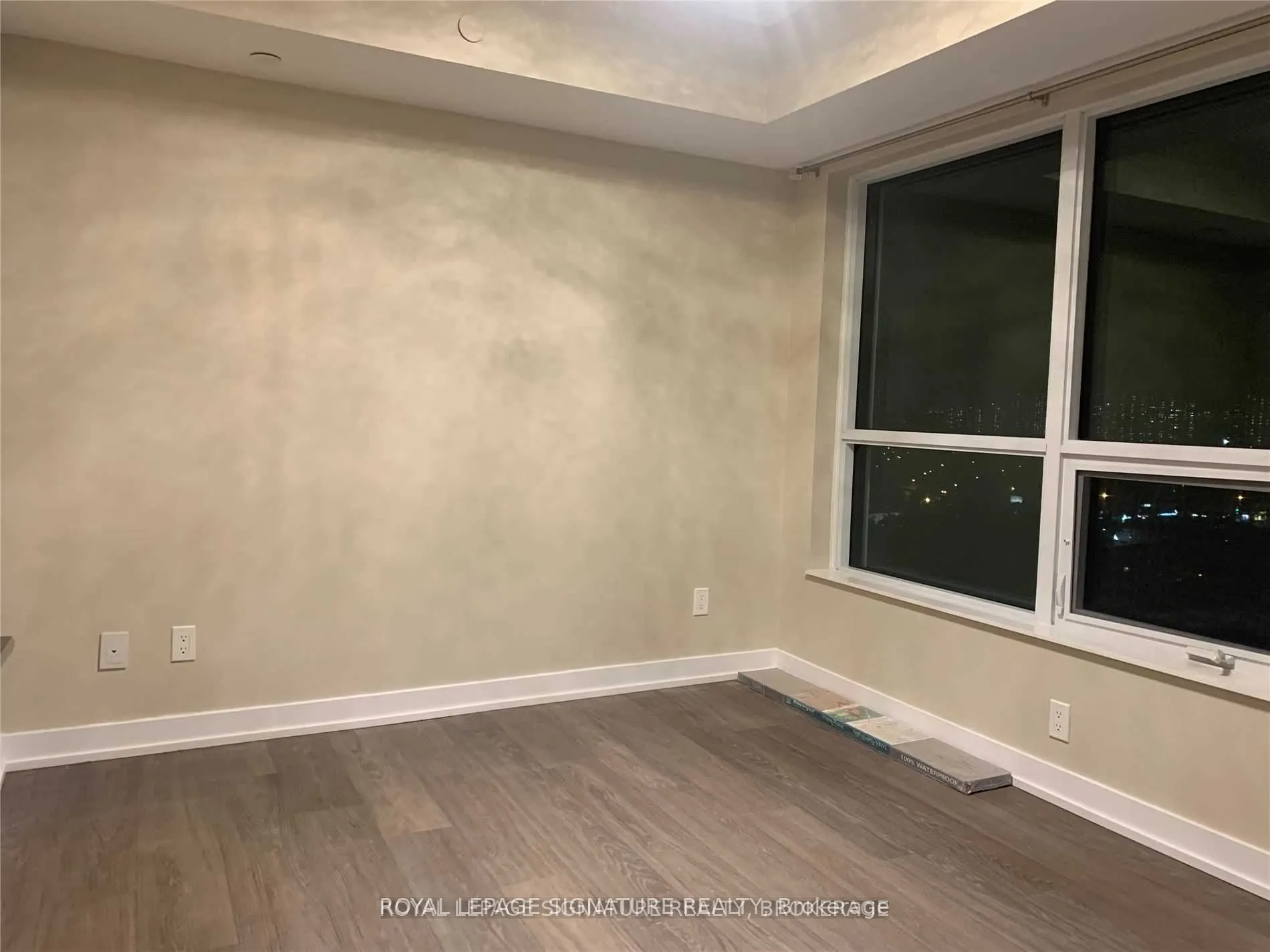 8 Trent Avenue, #1114