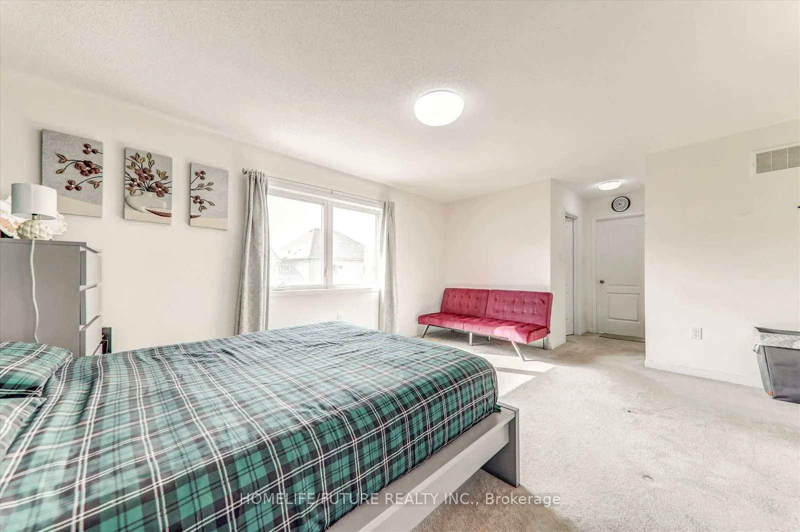 47 Henry Smith Avenue