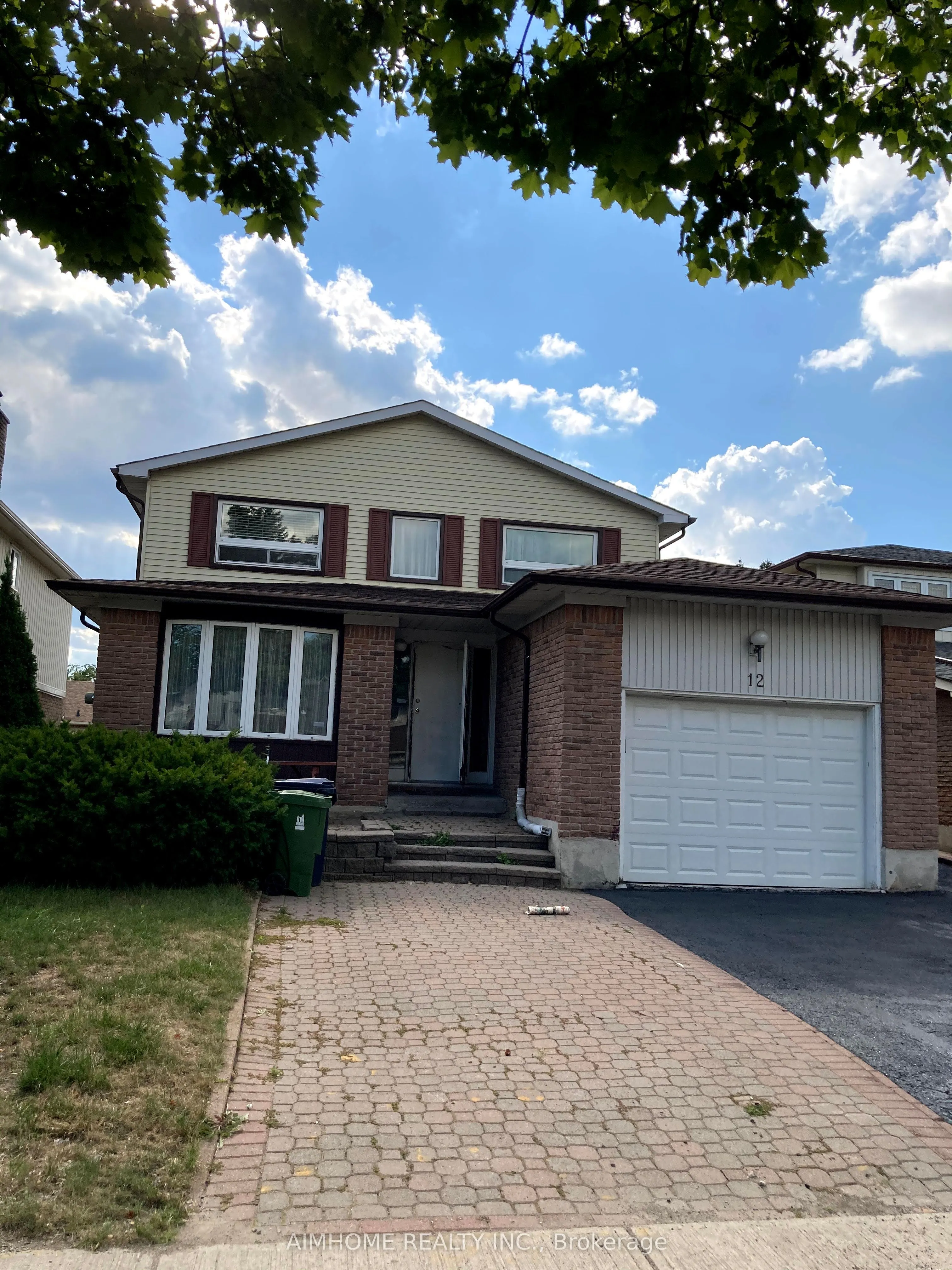 12 Blue Eagle Trail, #Room1