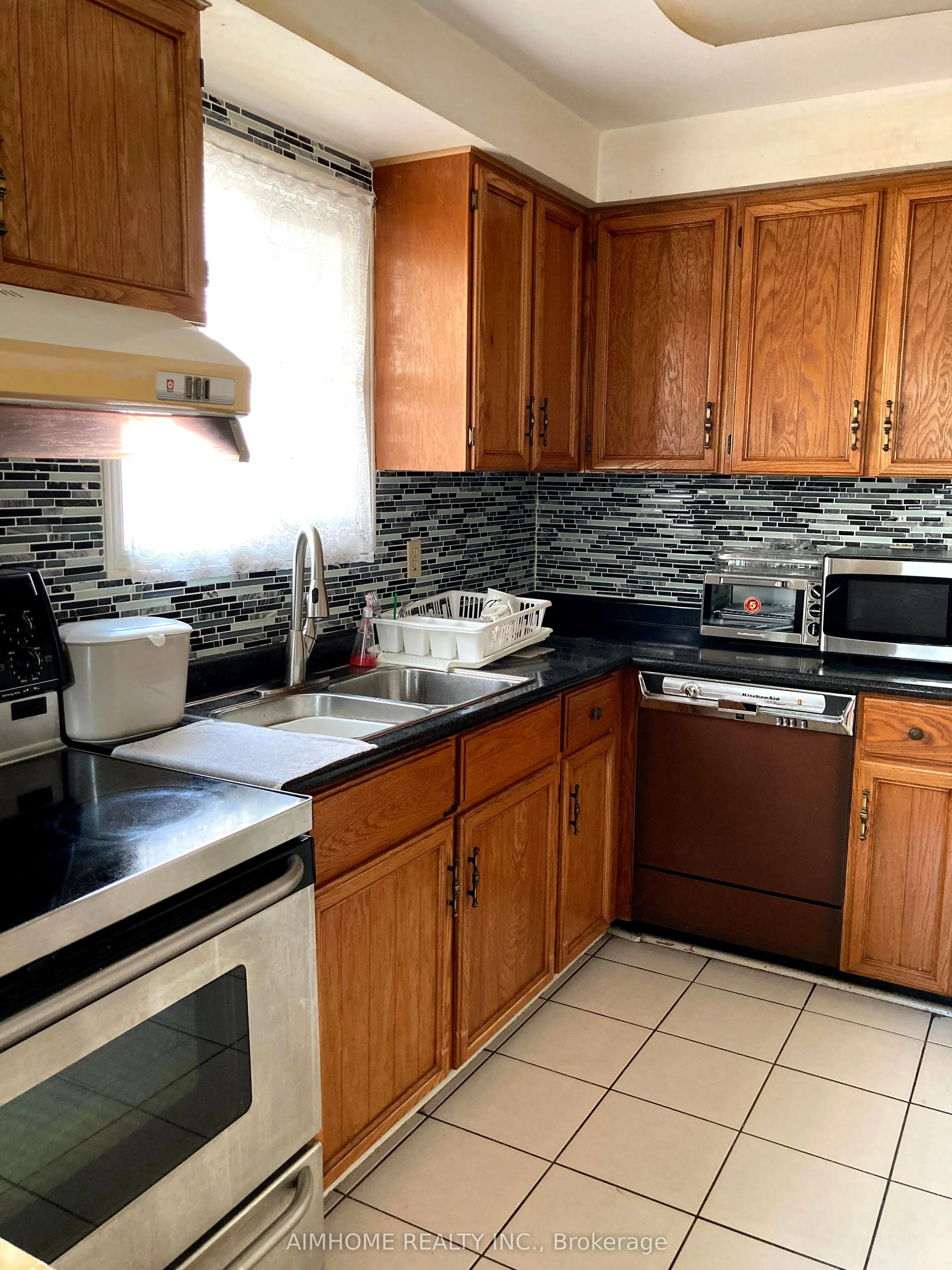 12 Blue Eagle Trail, #Room1