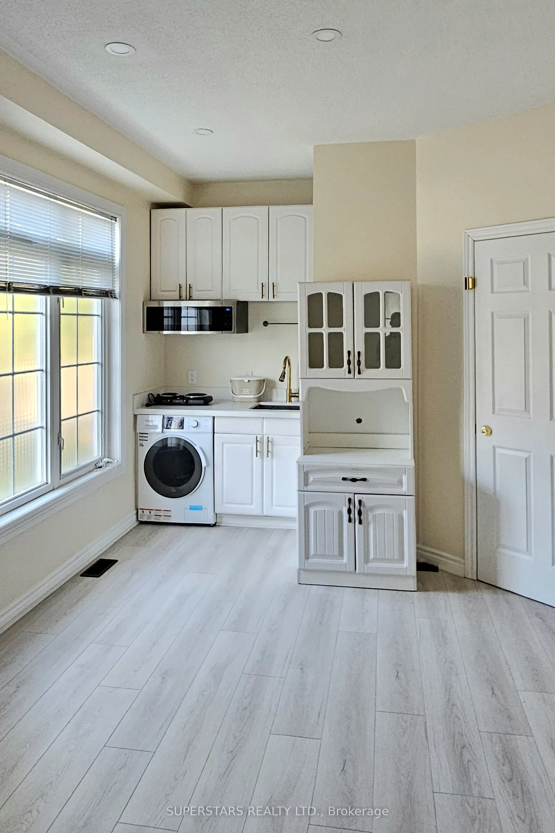 2 Cheltonwood Way, #Main