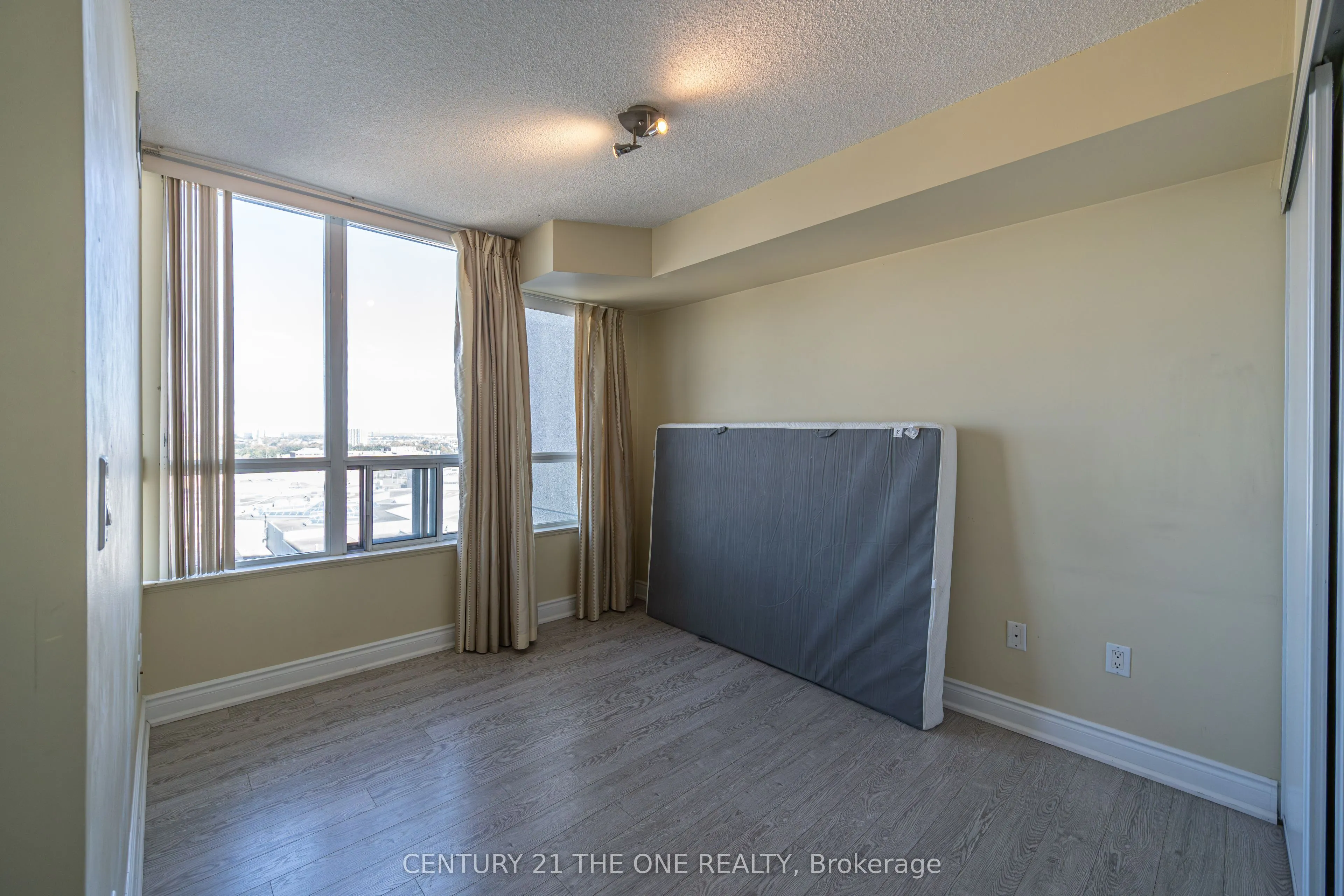 60 Brian Harrison Way, #1204