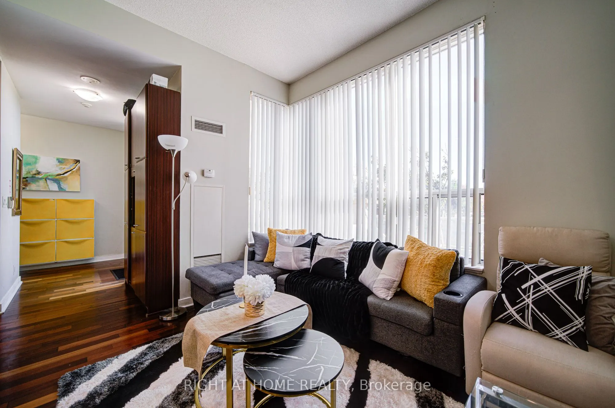 36 Lee Centre Drive, #Th112