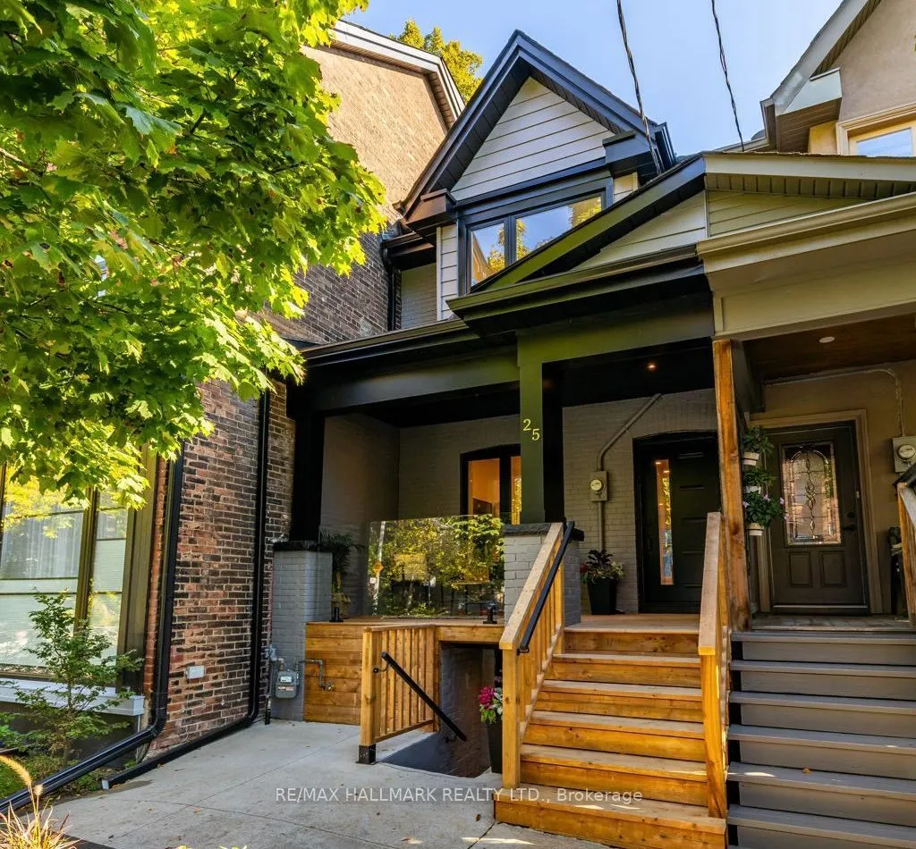 25 Howland Road