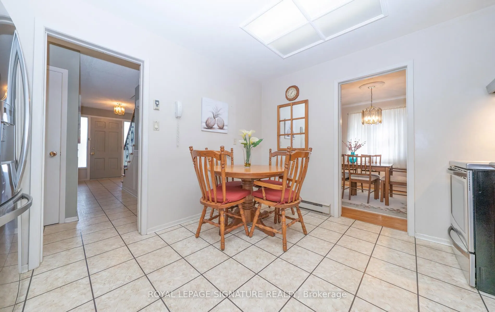43 Collingsbrook Boulevard