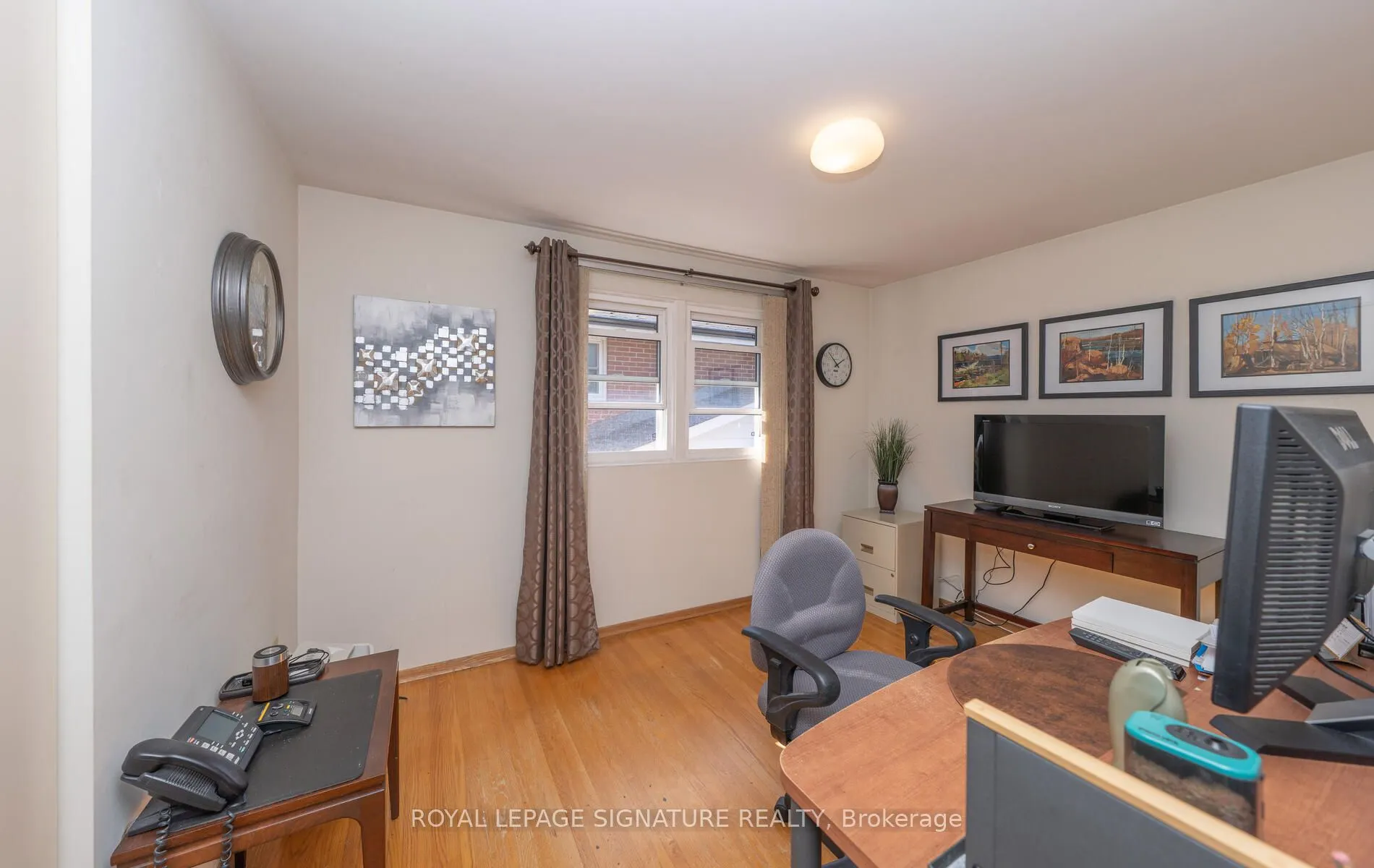43 Collingsbrook Boulevard
