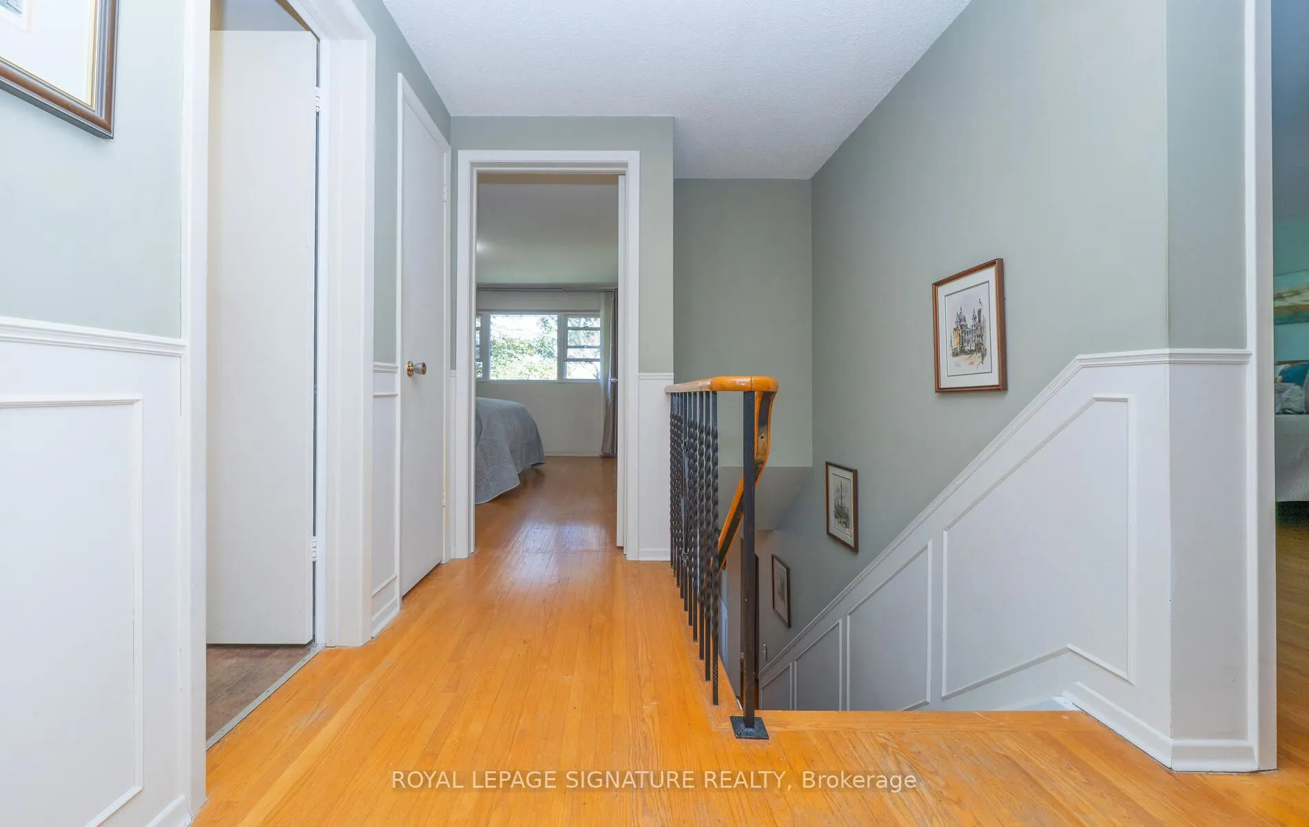 43 Collingsbrook Boulevard