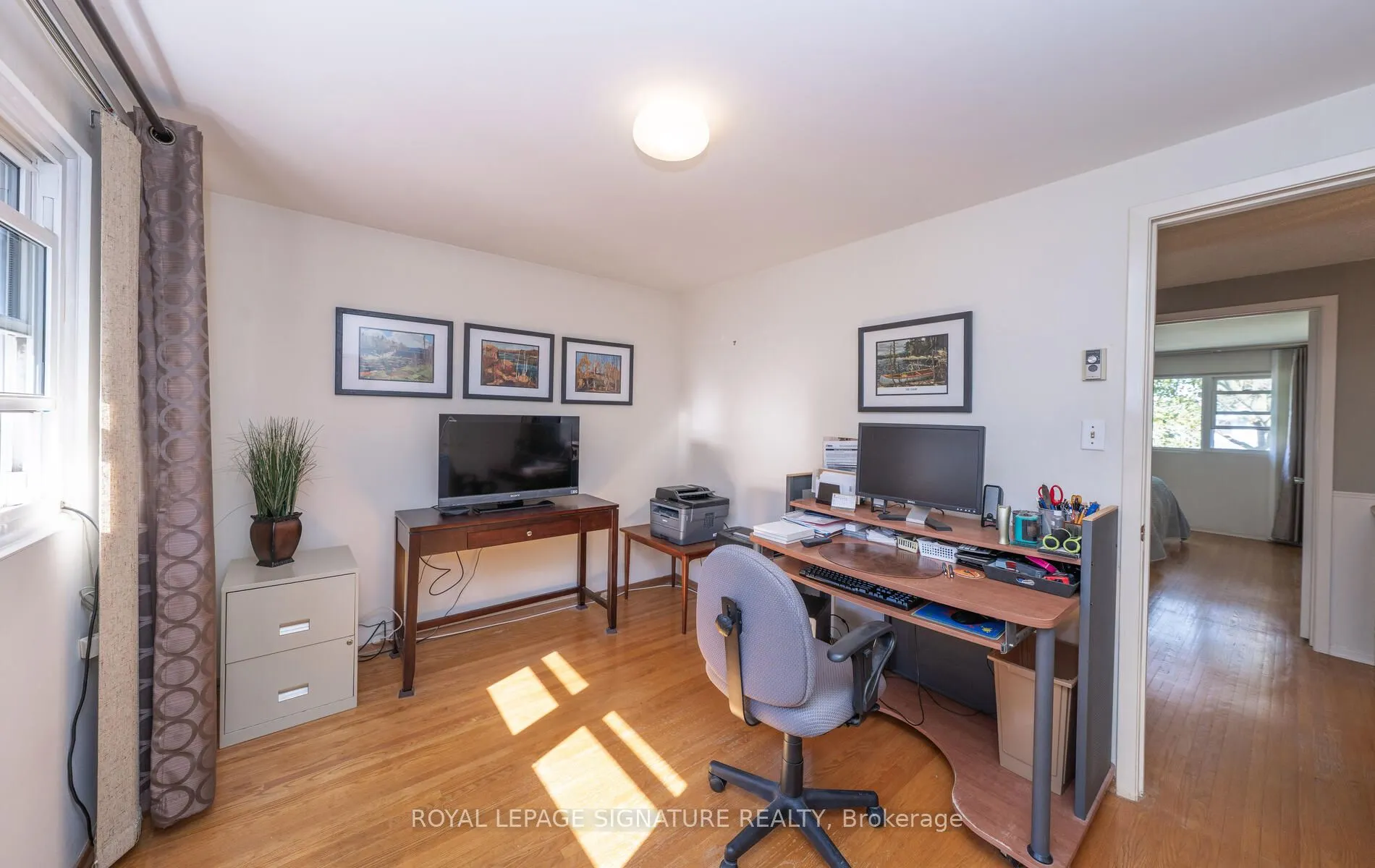 43 Collingsbrook Boulevard