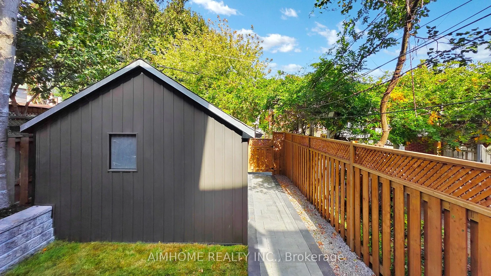 38 Sparkhall Avenue