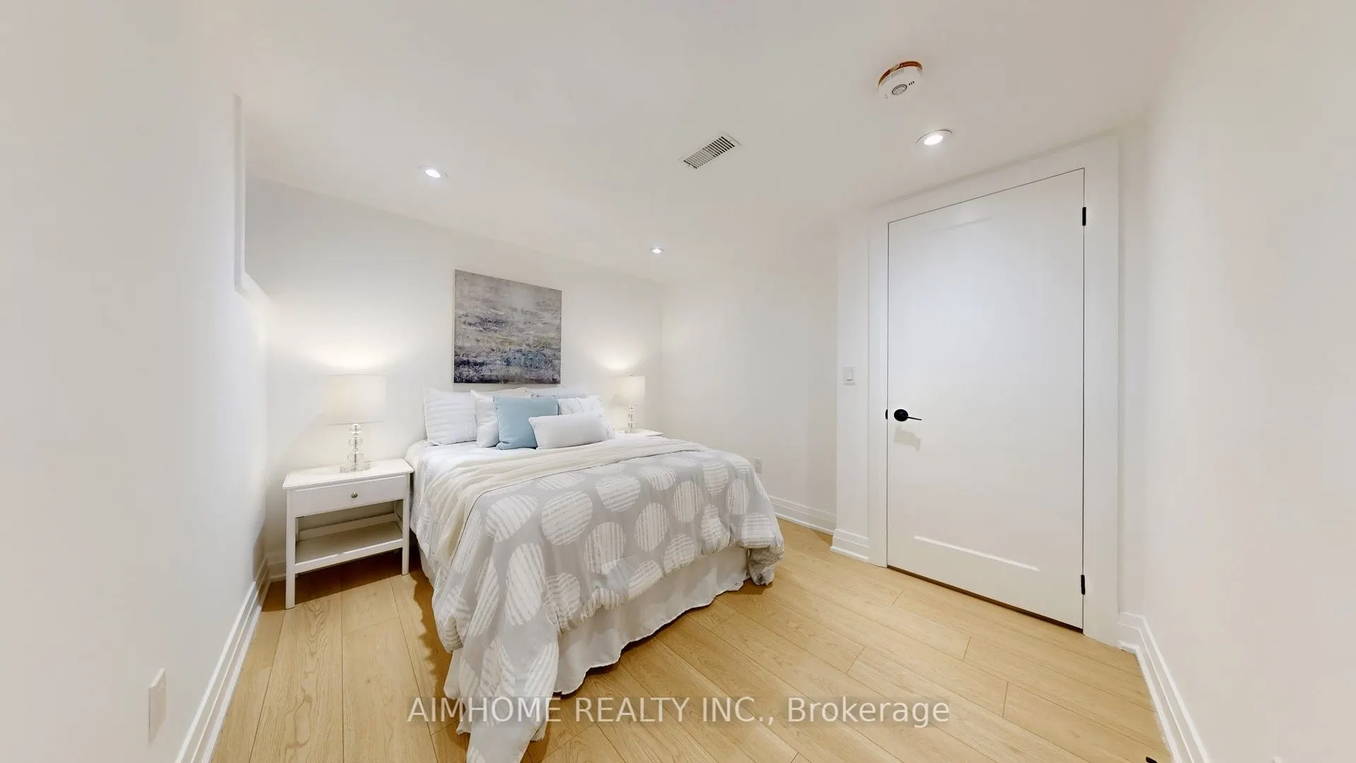 38 Sparkhall Avenue