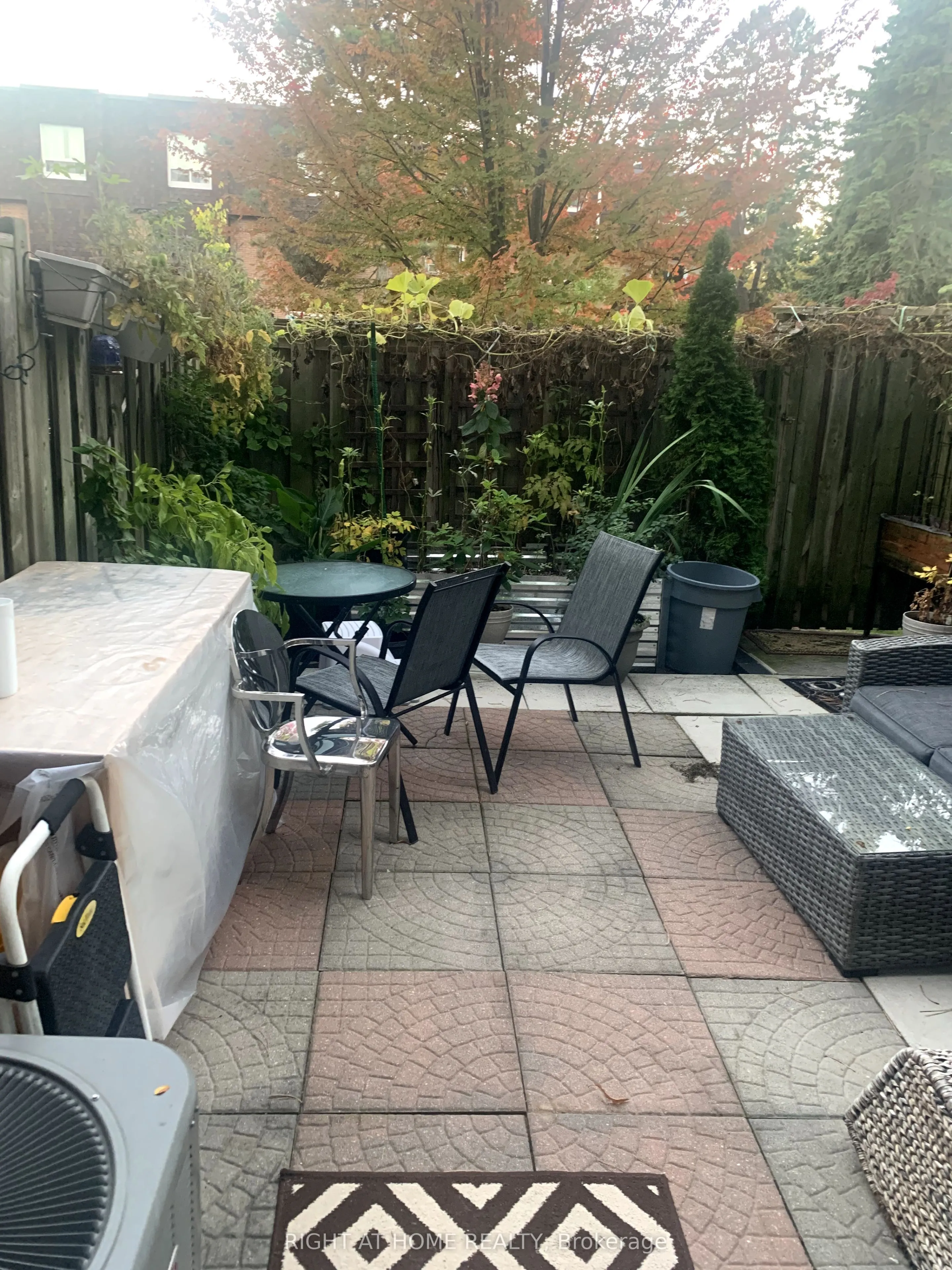 20 HAINFORD Street, #4