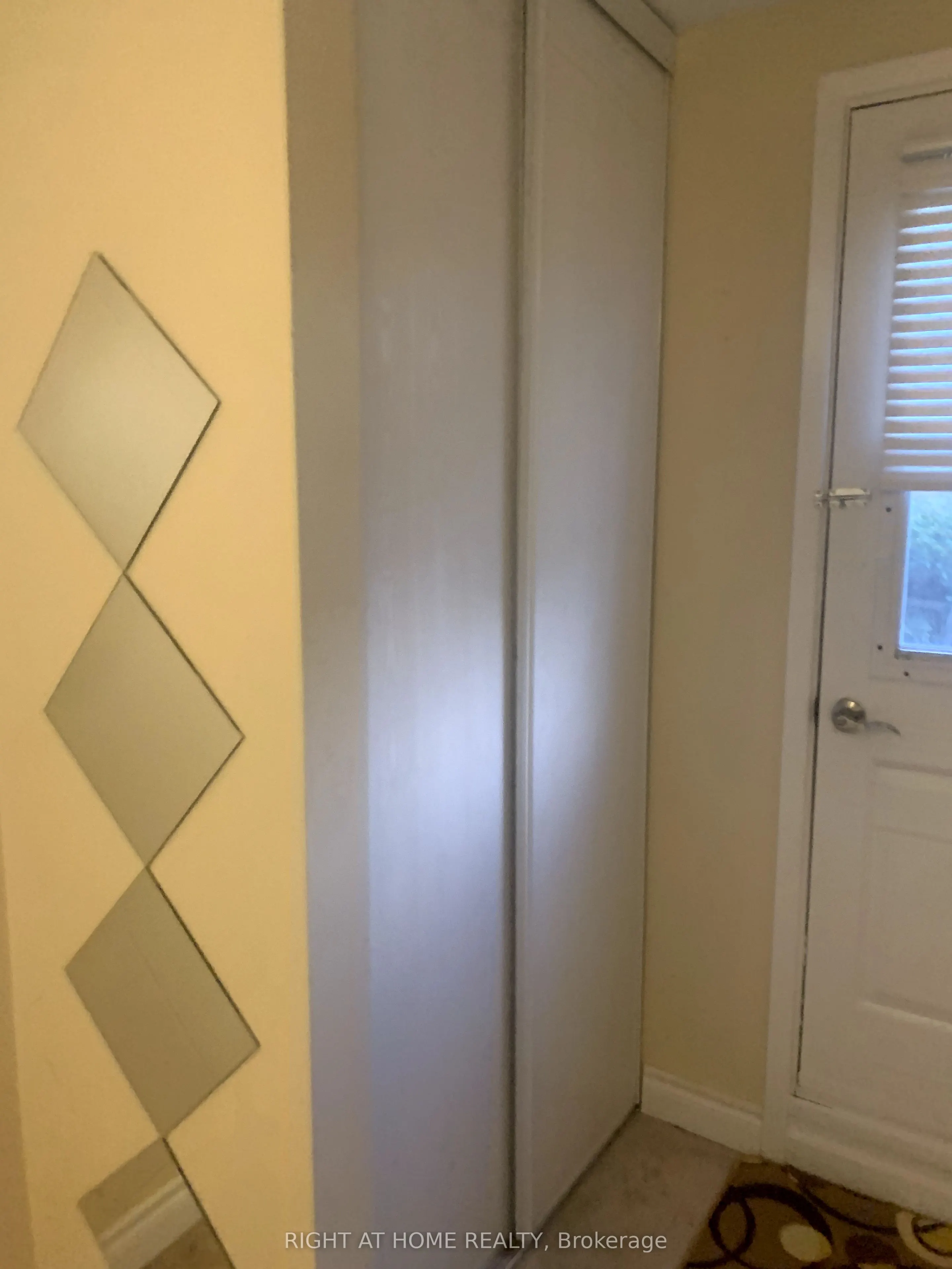 20 HAINFORD Street, #4