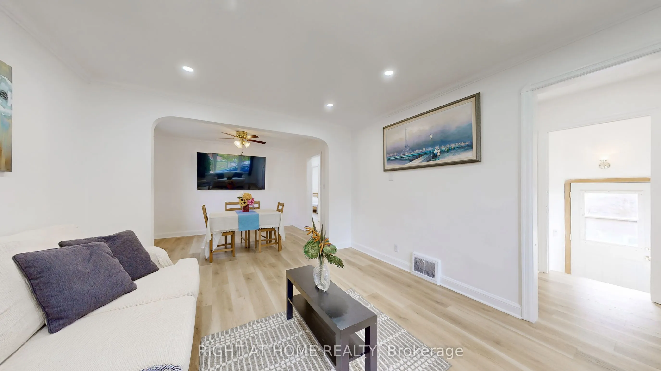 79 Oakes Avenue