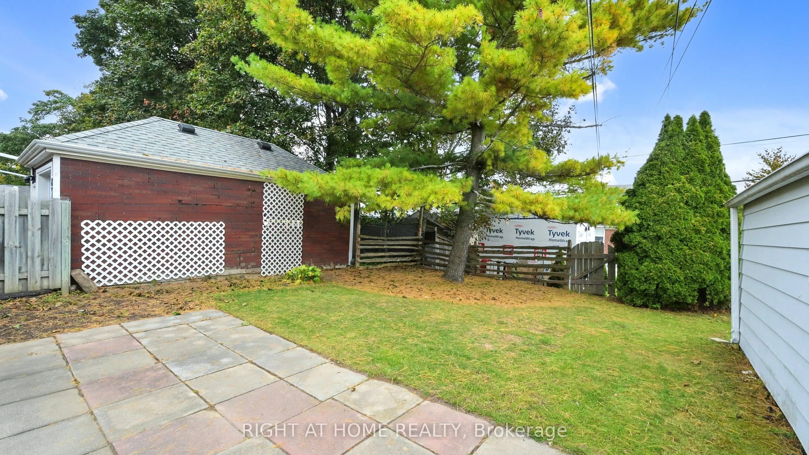 79 Oakes Avenue