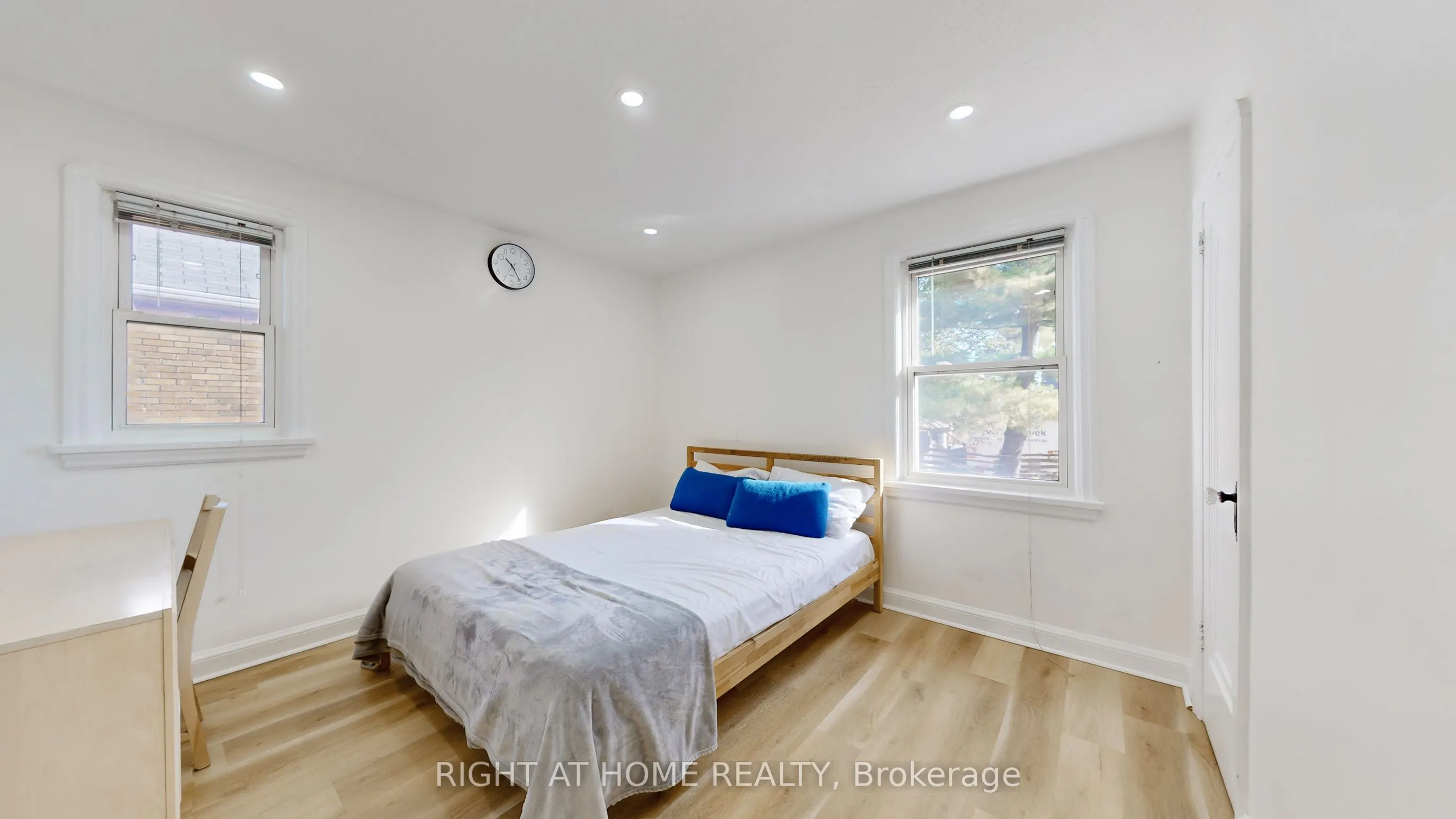 79 Oakes Avenue