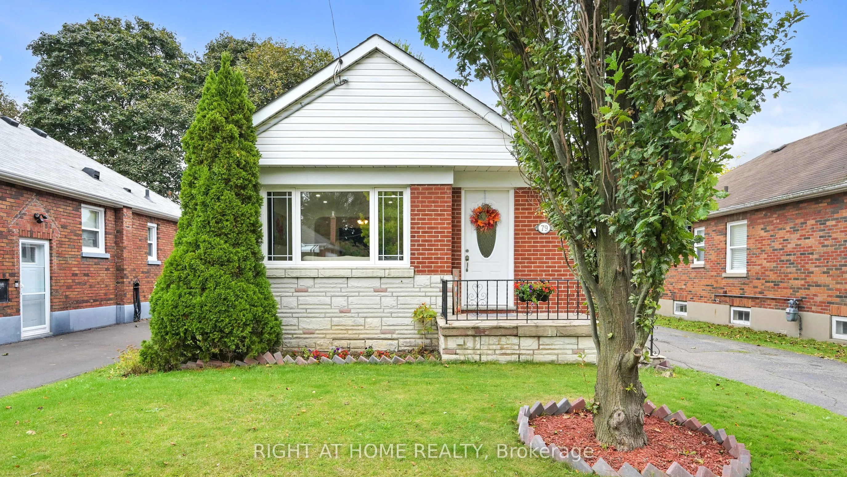 79 Oakes Avenue