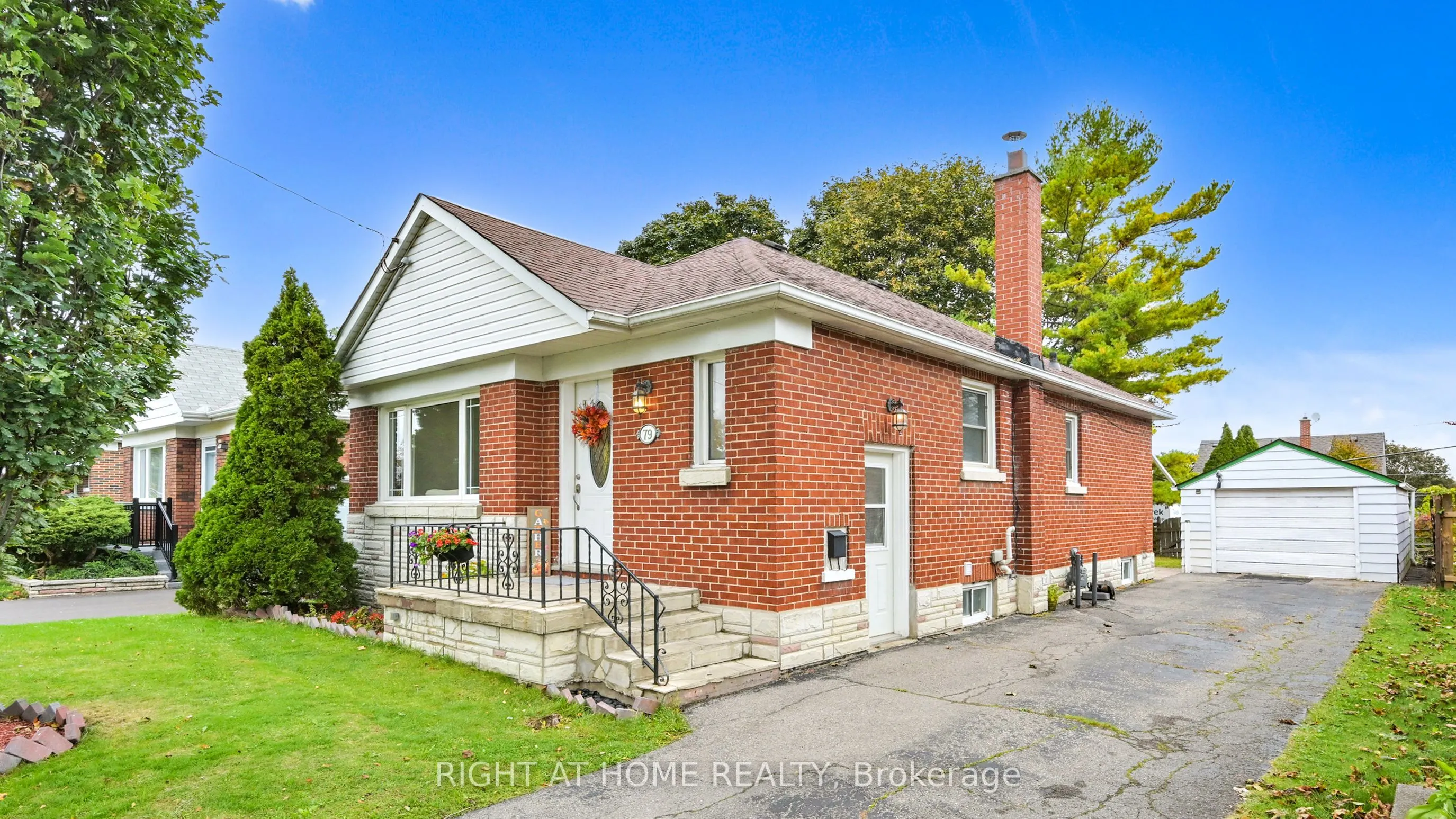 79 Oakes Avenue