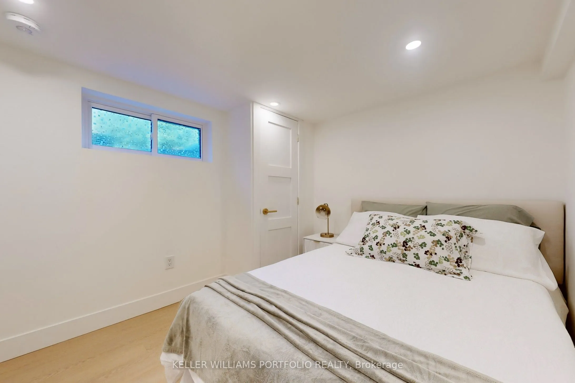 22 Pitt Avenue