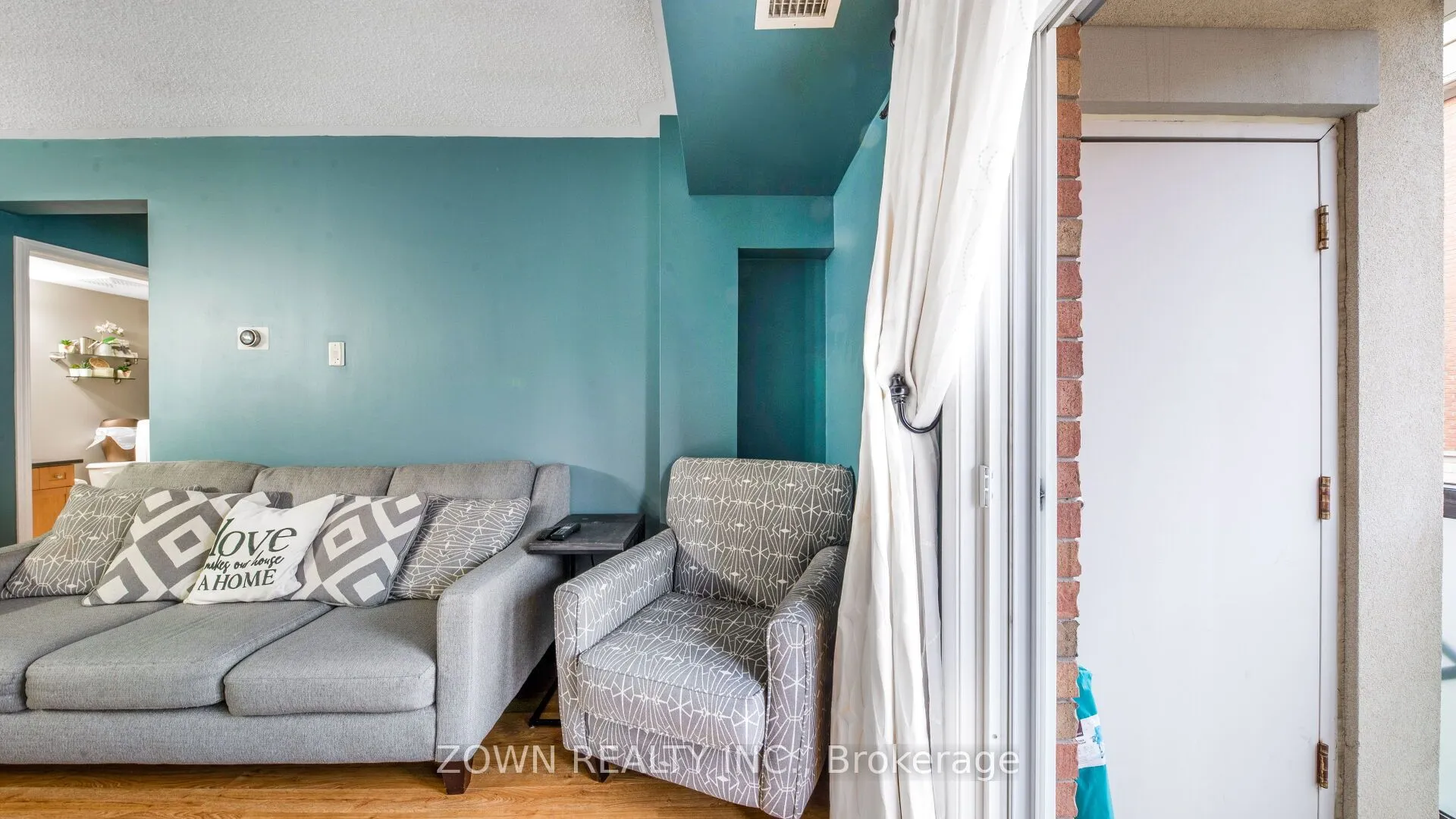 60 Mendelssohn Street, #103