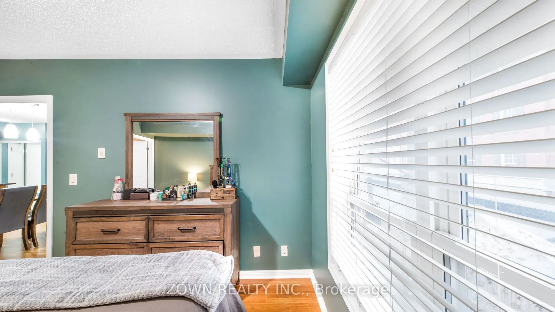 60 Mendelssohn Street, #103