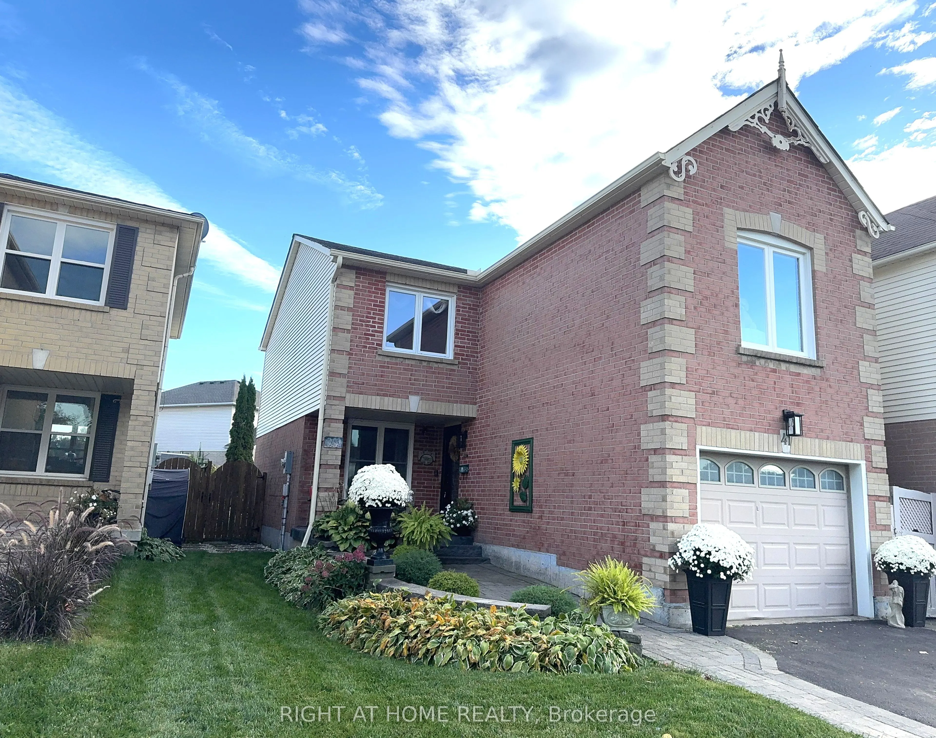 41 Yorkville Drive