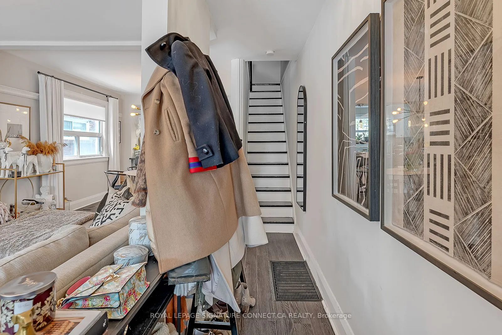 80 Oakcrest Avenue