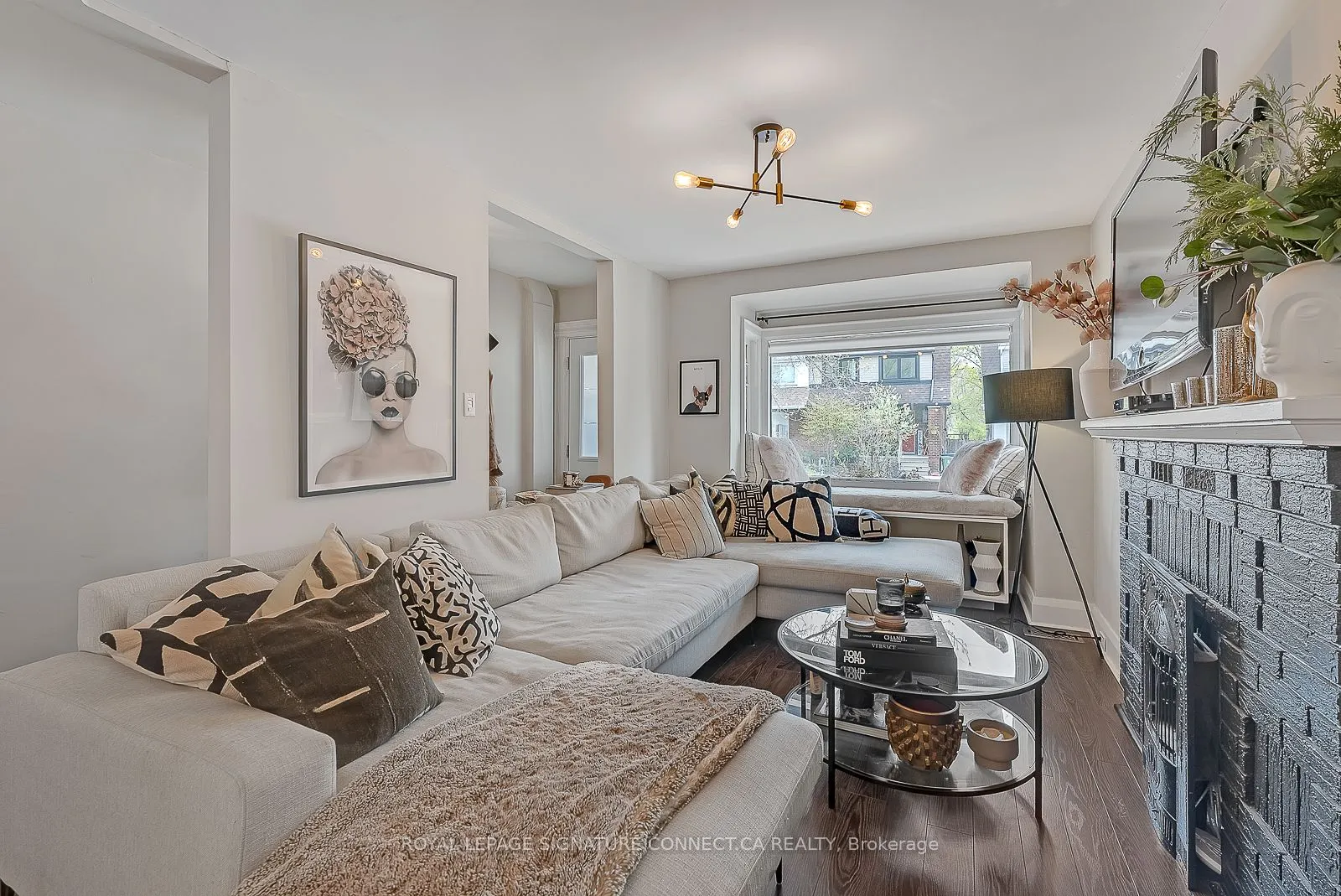 80 Oakcrest Avenue
