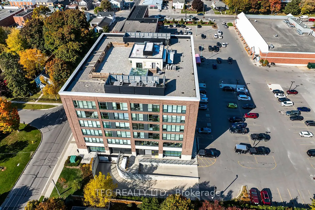 109 King Avenue East Avenue E, #504