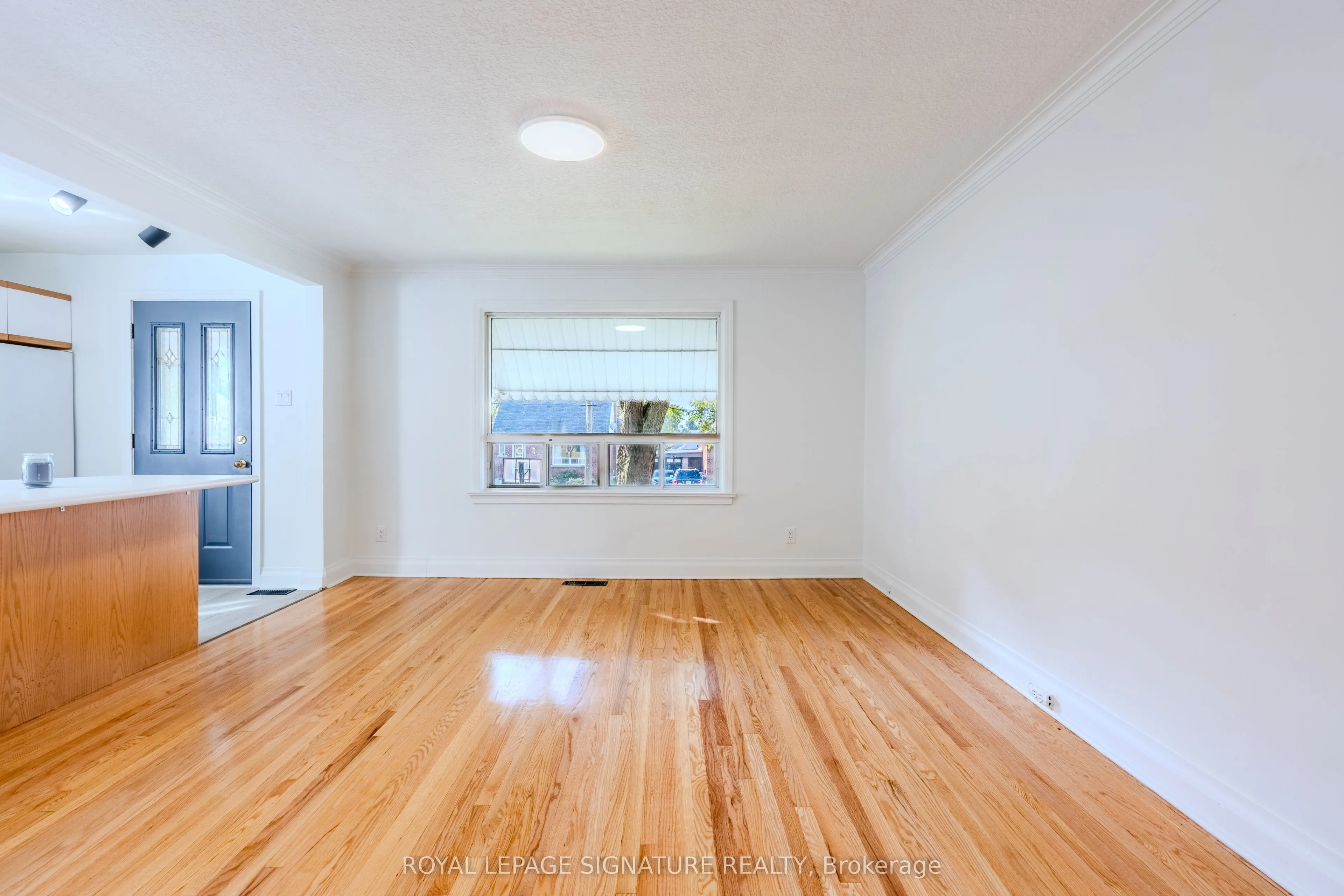 10 Holswade Road