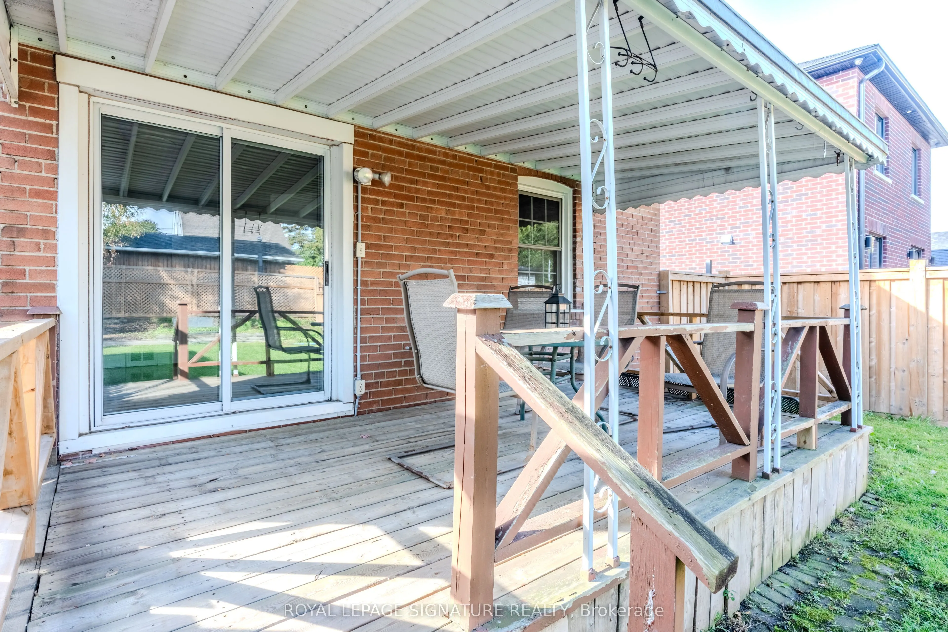 10 Holswade Road