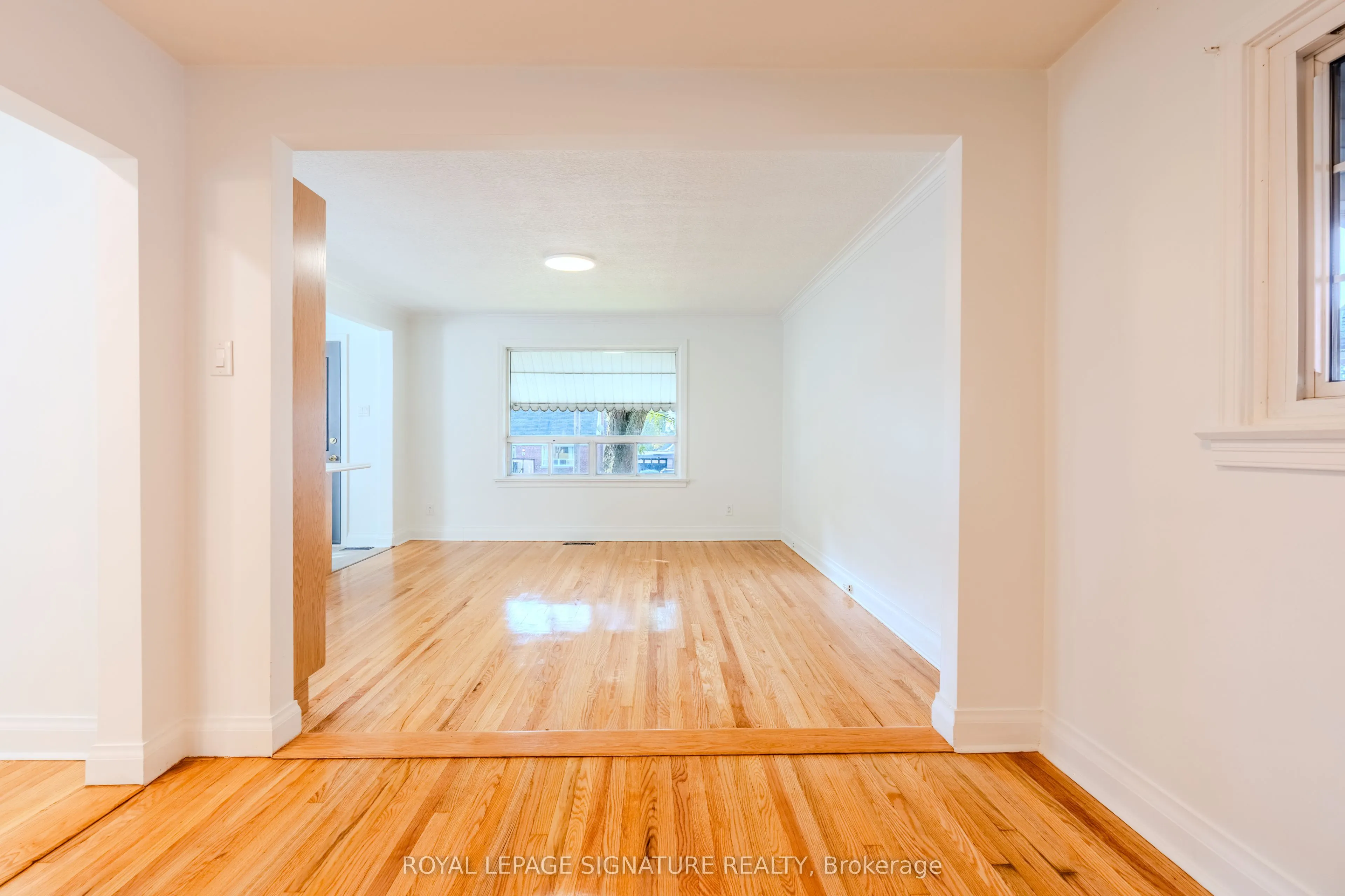 10 Holswade Road