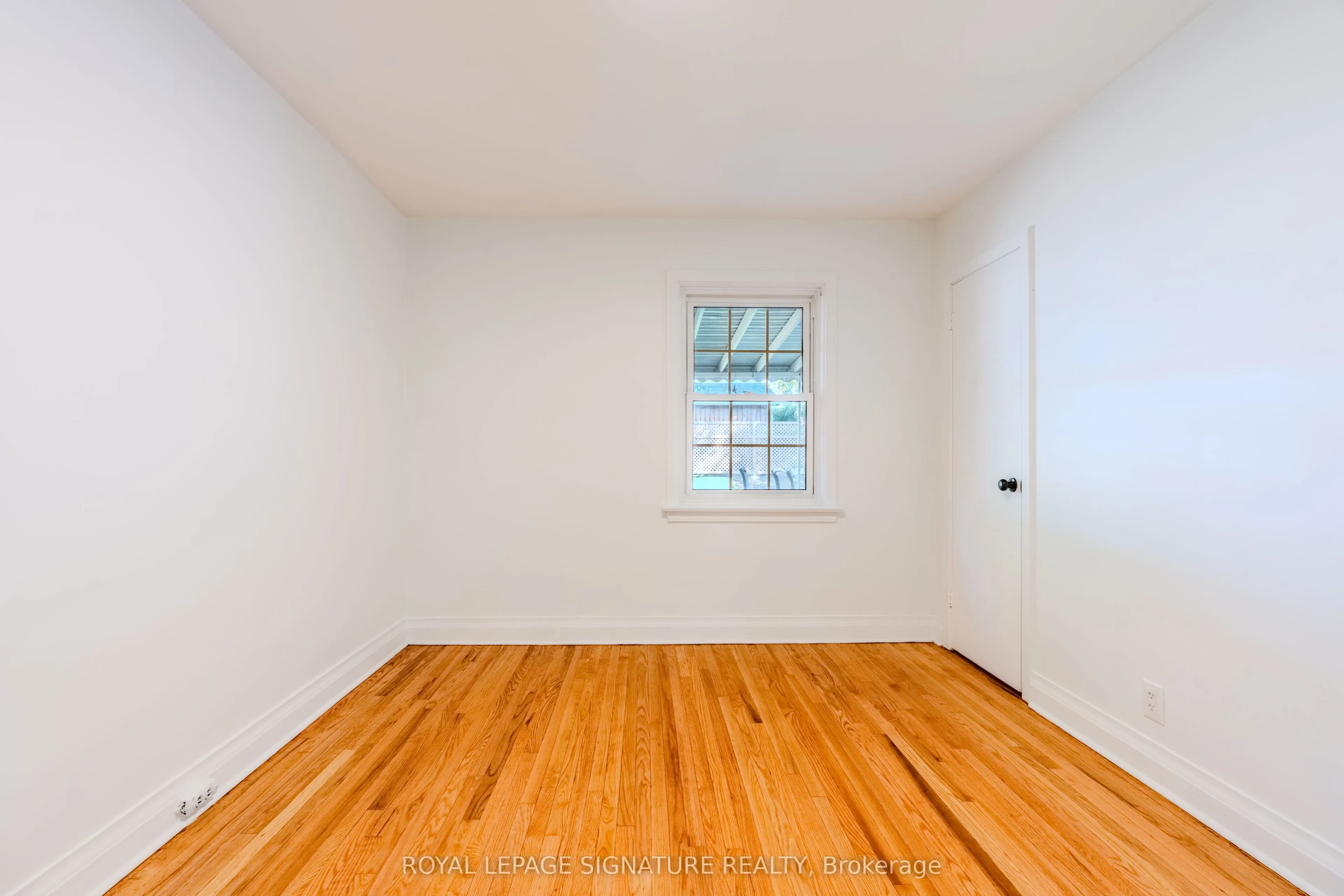 10 Holswade Road