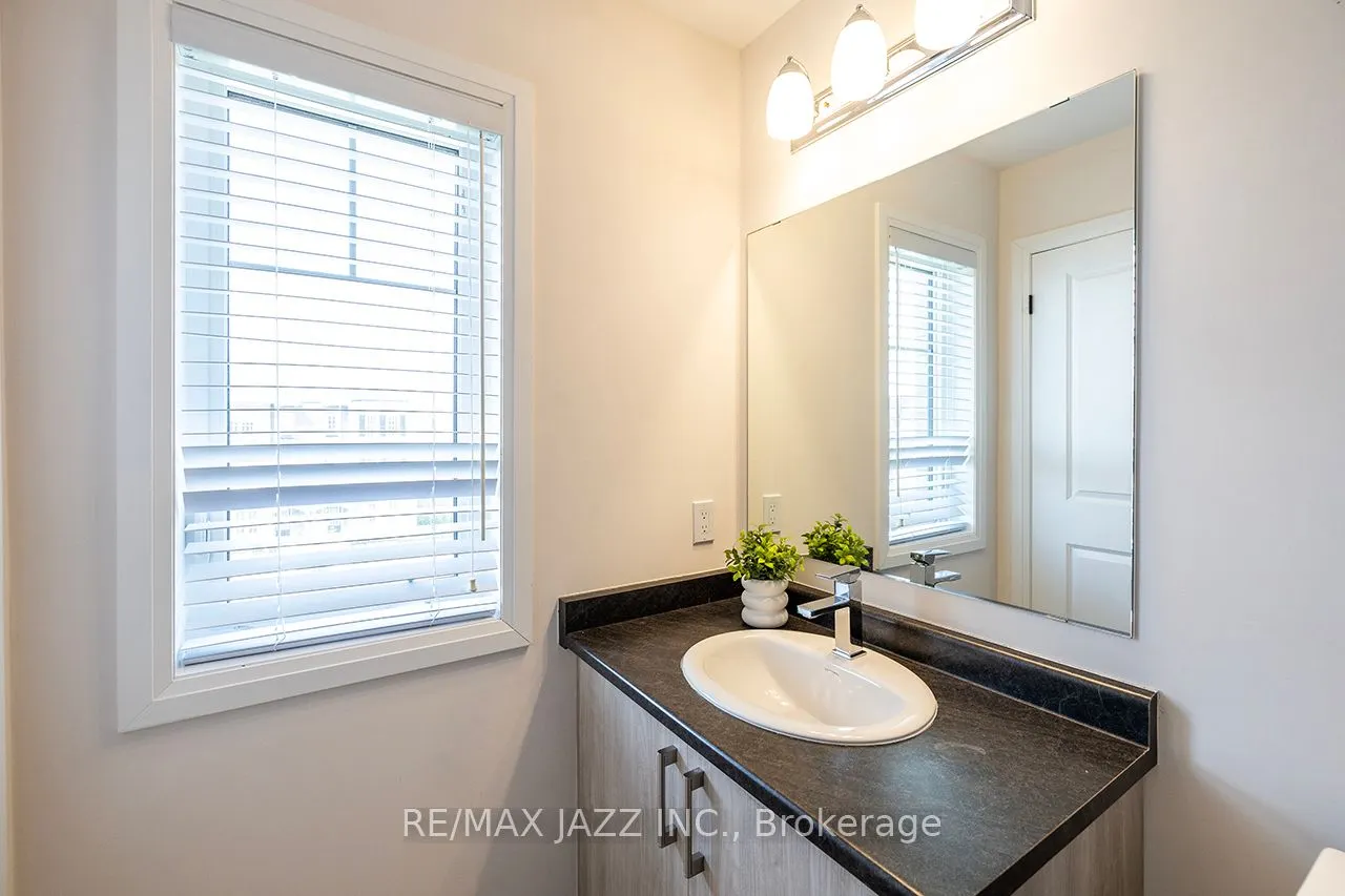 74 Ambereen Place