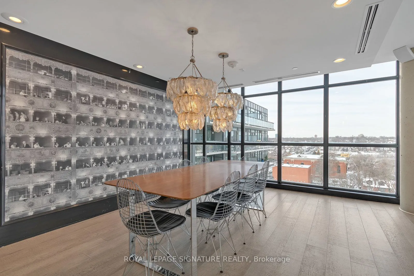 1190 Dundas Street E, #1021