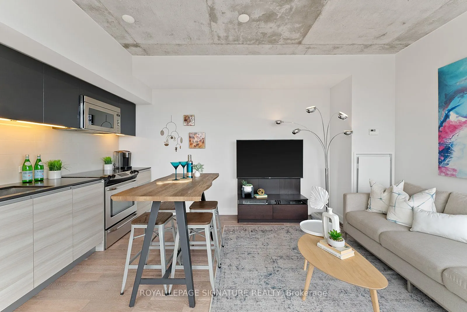 1190 Dundas Street E, #1021