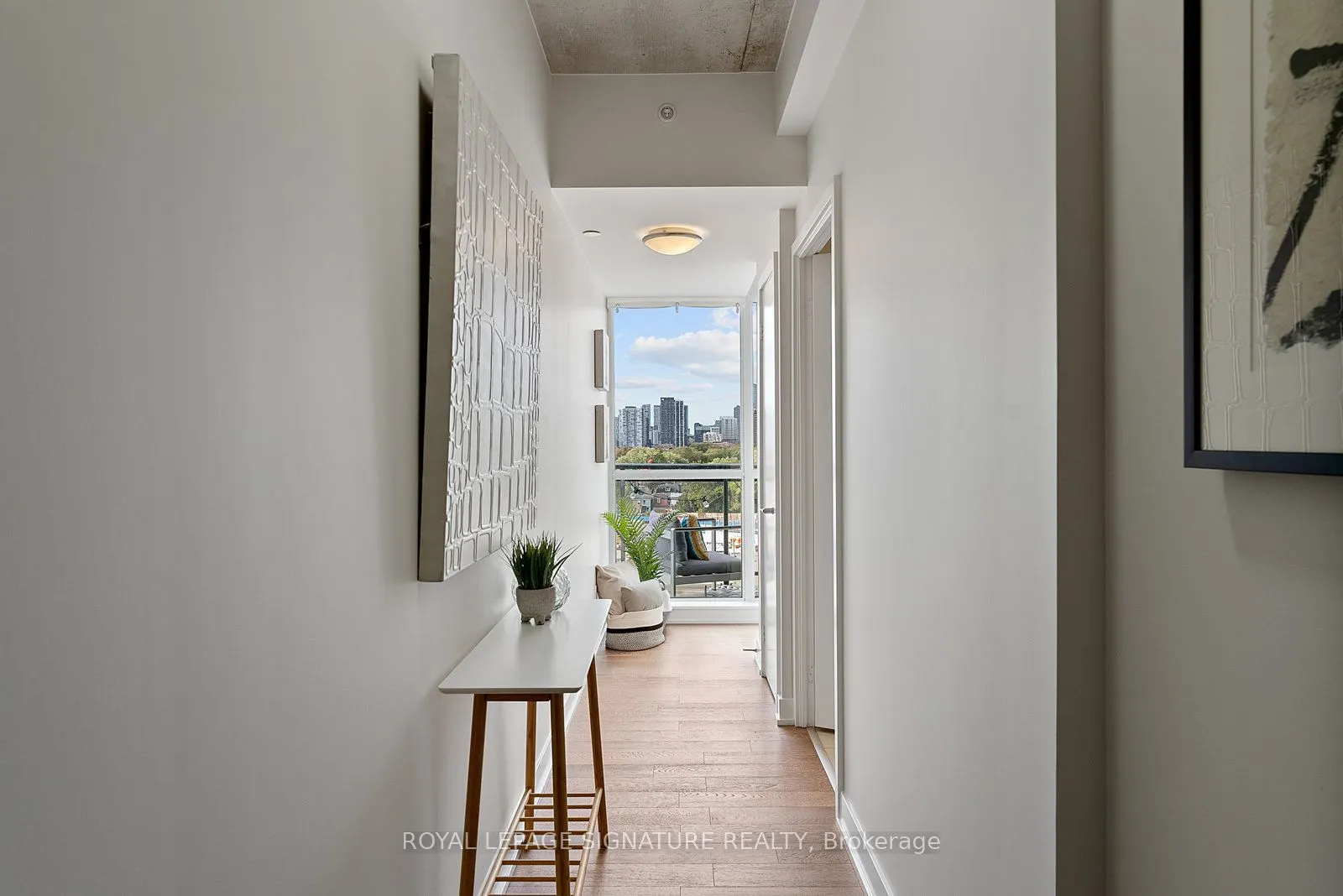 1190 Dundas Street E, #1021