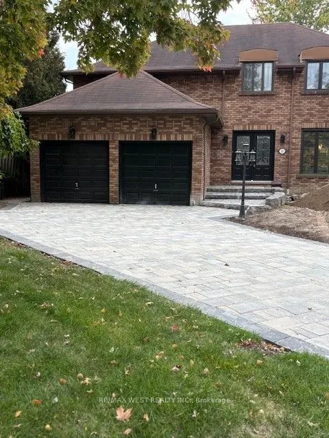 12 Tredvalley Grove